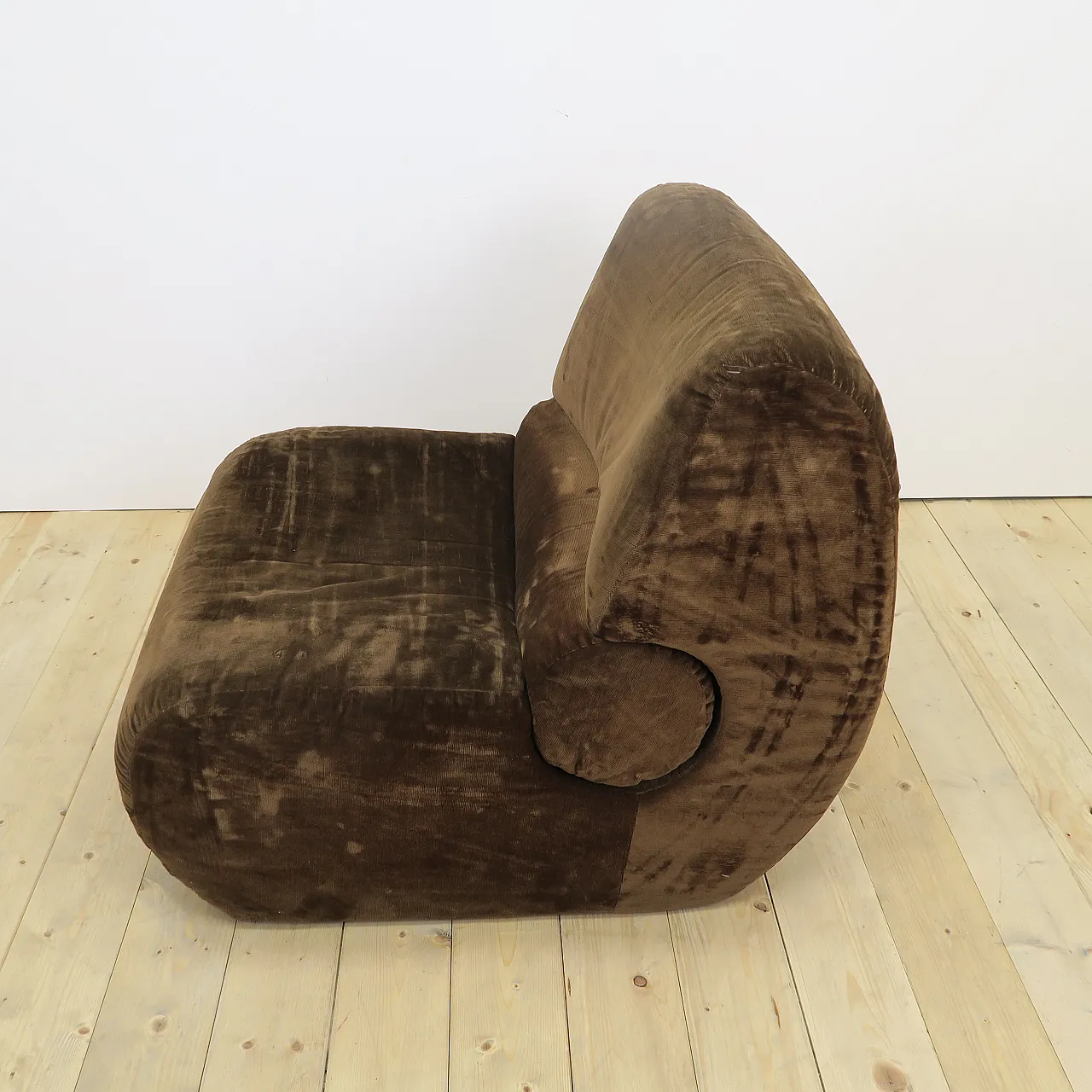 Brown velvet lounge chair, 1970s 5