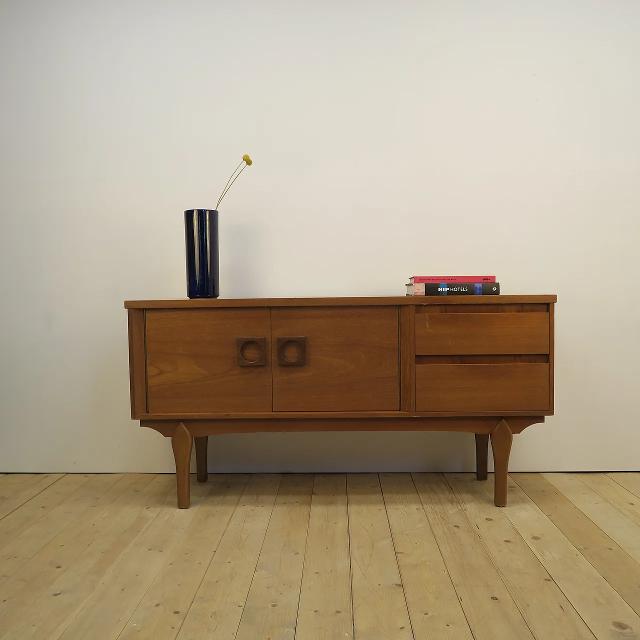 Jentique Mid-Century teak sideboard, 1960s 2