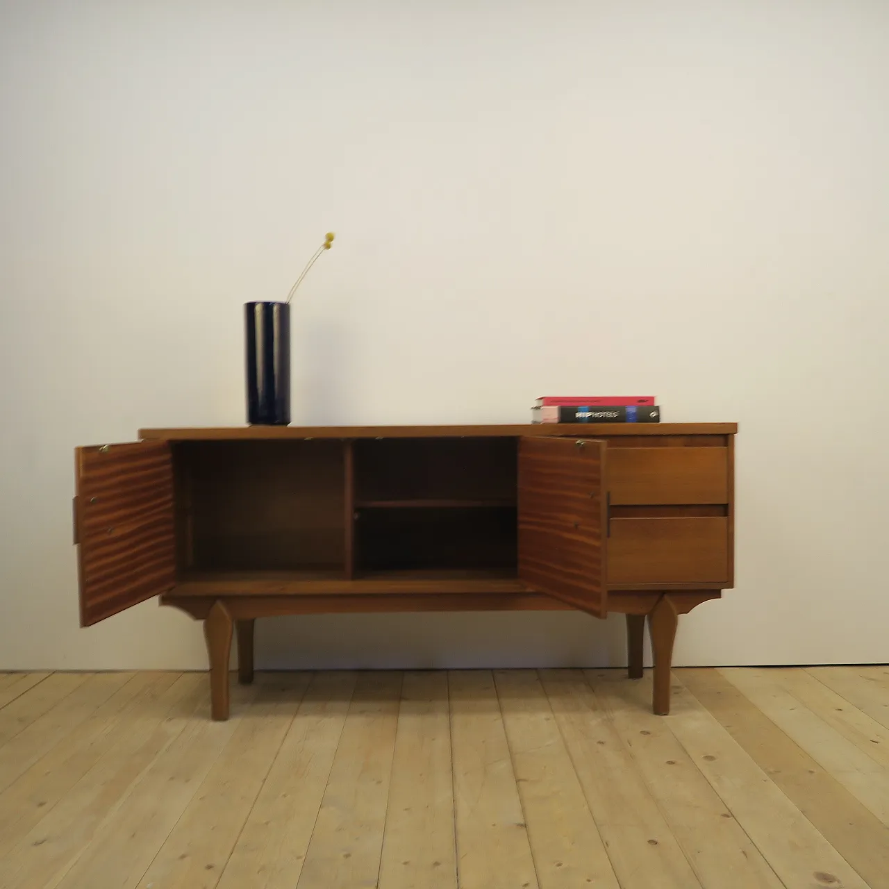Jentique Mid-Century teak sideboard, 1960s 3