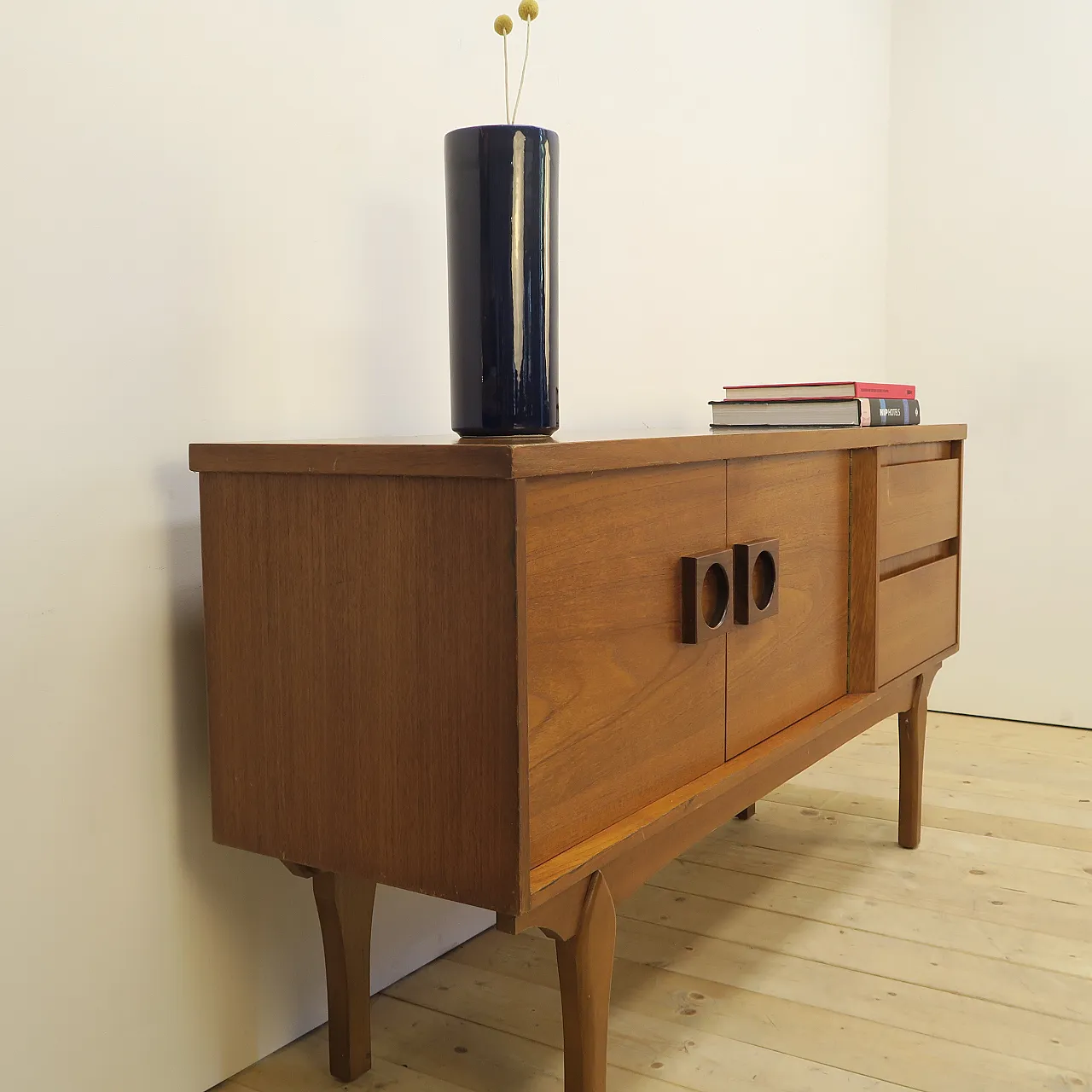 Jentique Mid-Century teak sideboard, 1960s 9