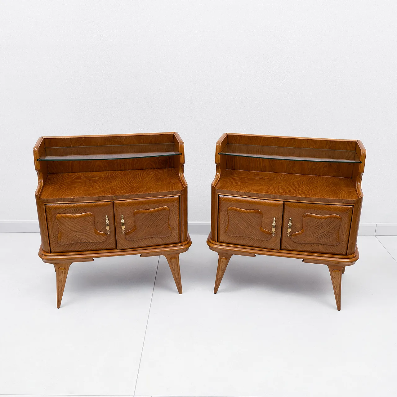 Pair of Italian ash wood bedside tables, 1950s 1