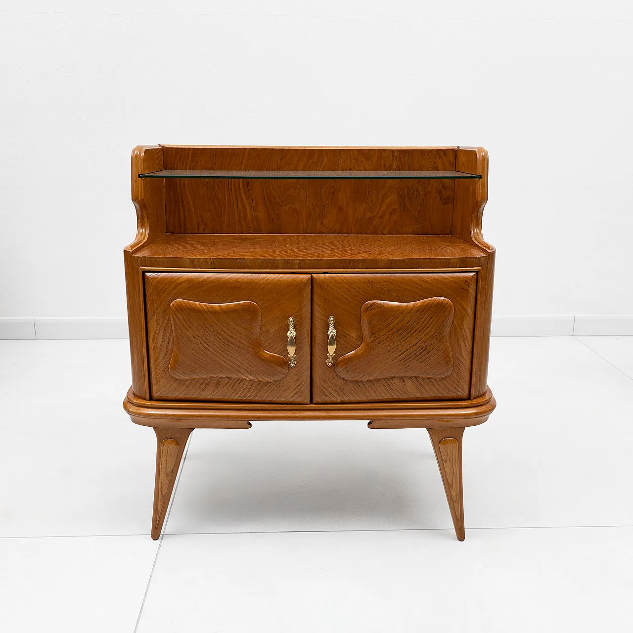Pair of Italian ash wood bedside tables, 1950s 6