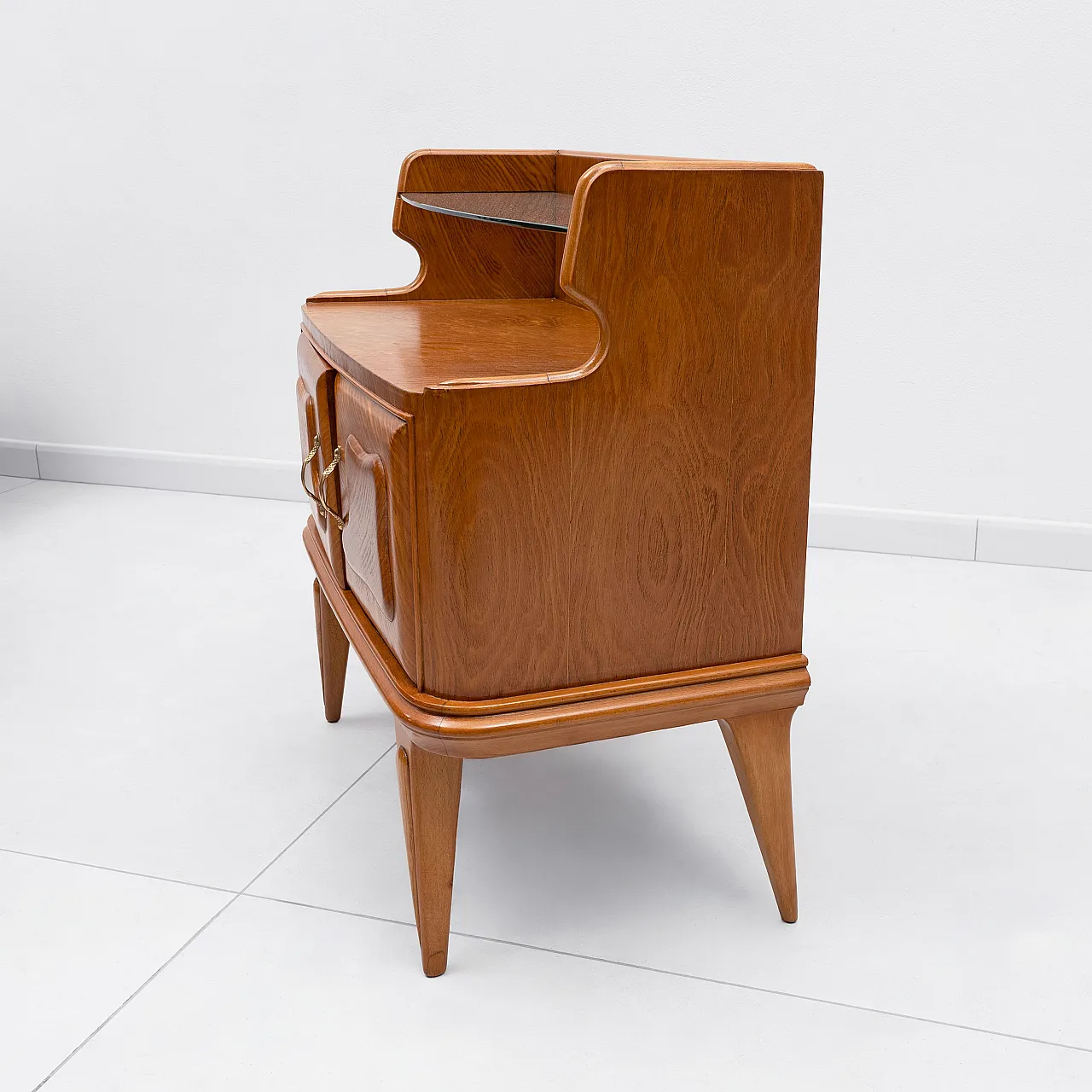 Pair of Italian ash wood bedside tables, 1950s 8
