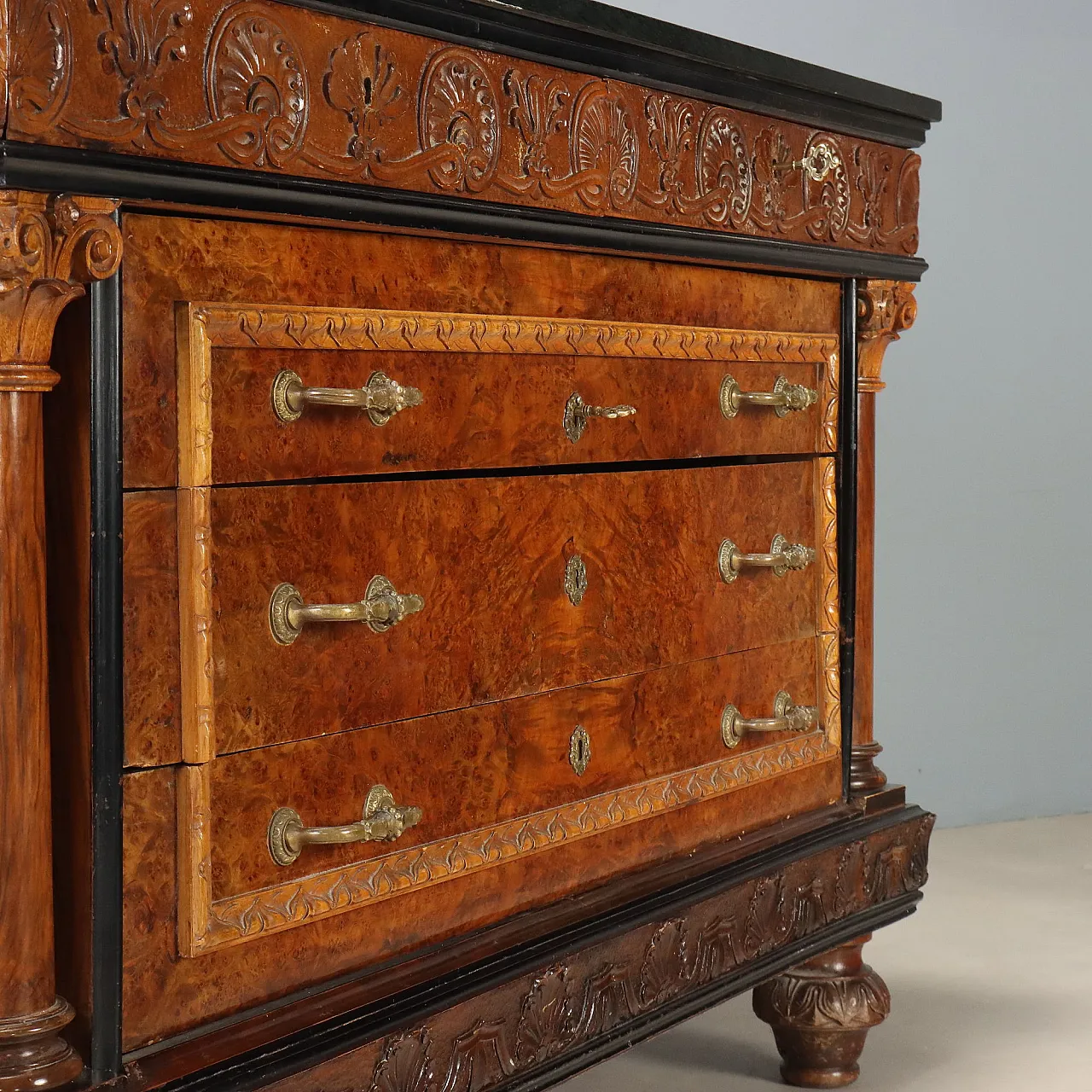 Walnut and burl chest of drawers with marble top, mid-20th century 4