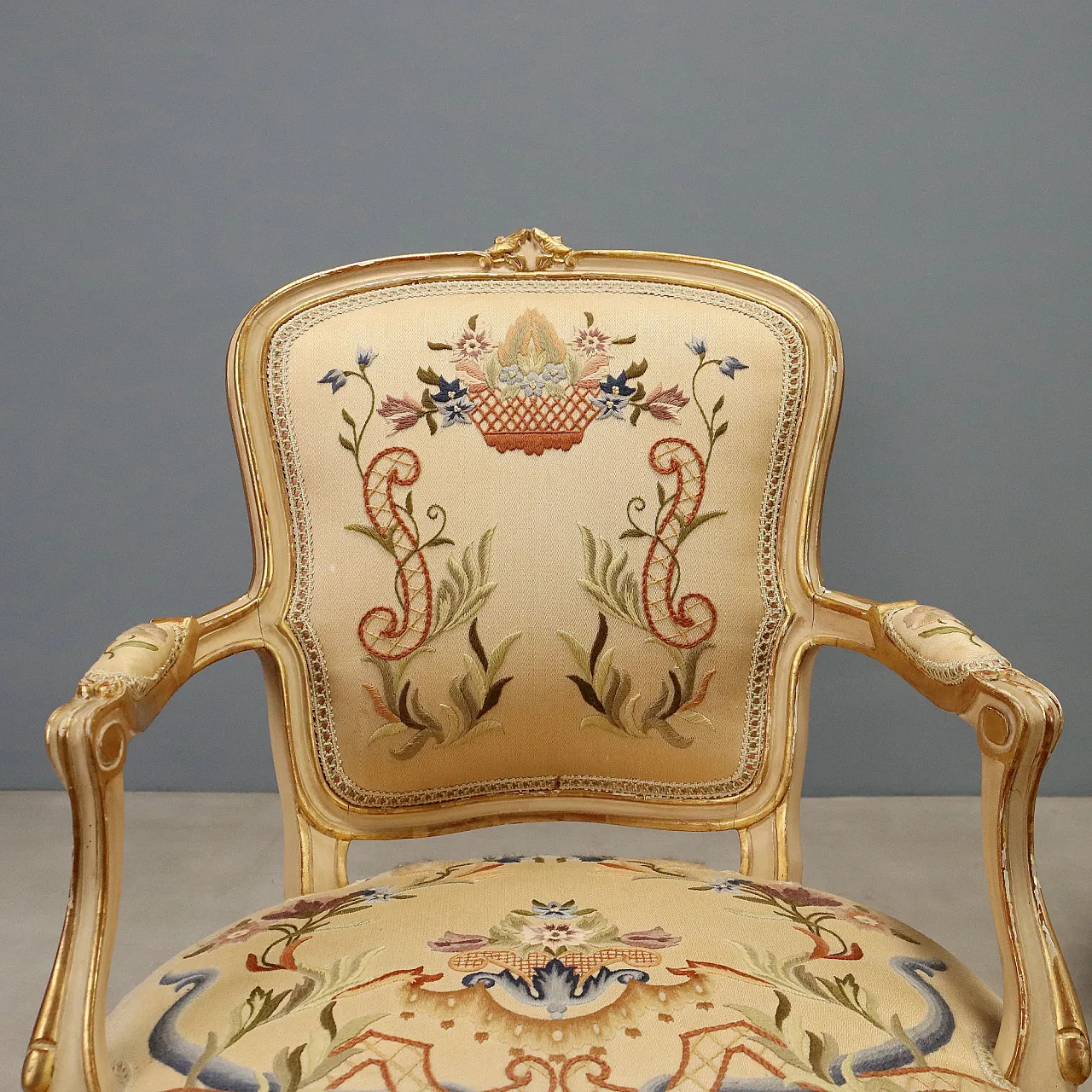 Pair of Baroque-style armchairs, 19th century 4