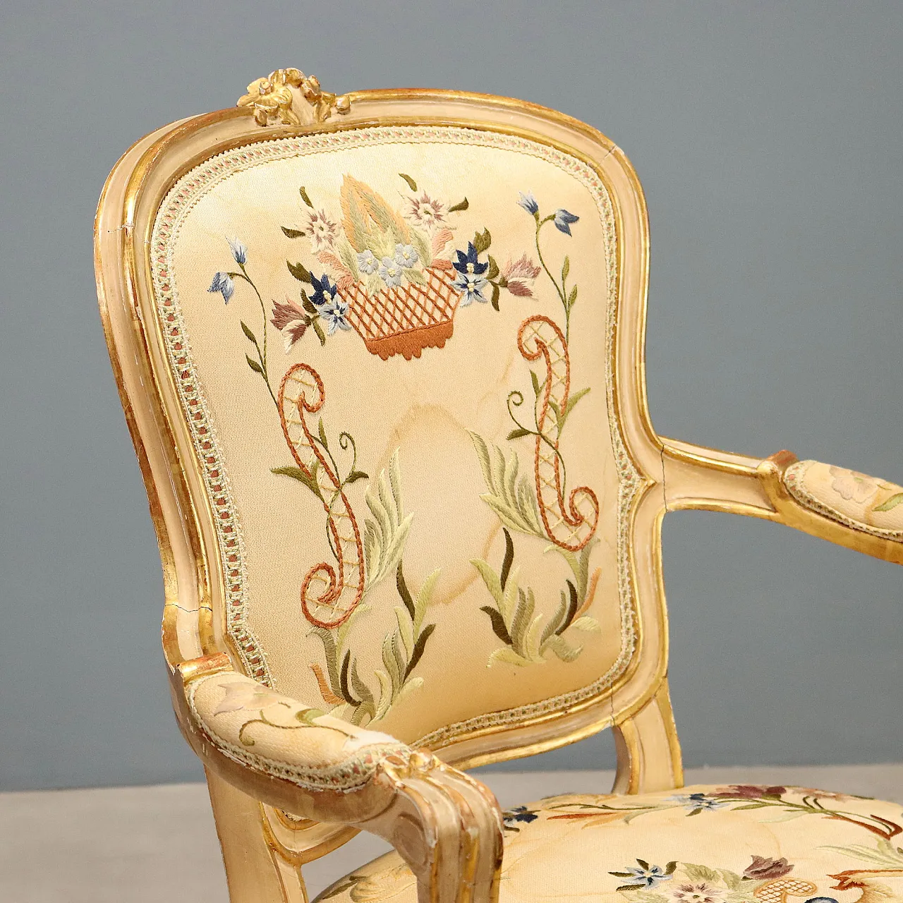 Pair of Baroque-style armchairs, 19th century 5