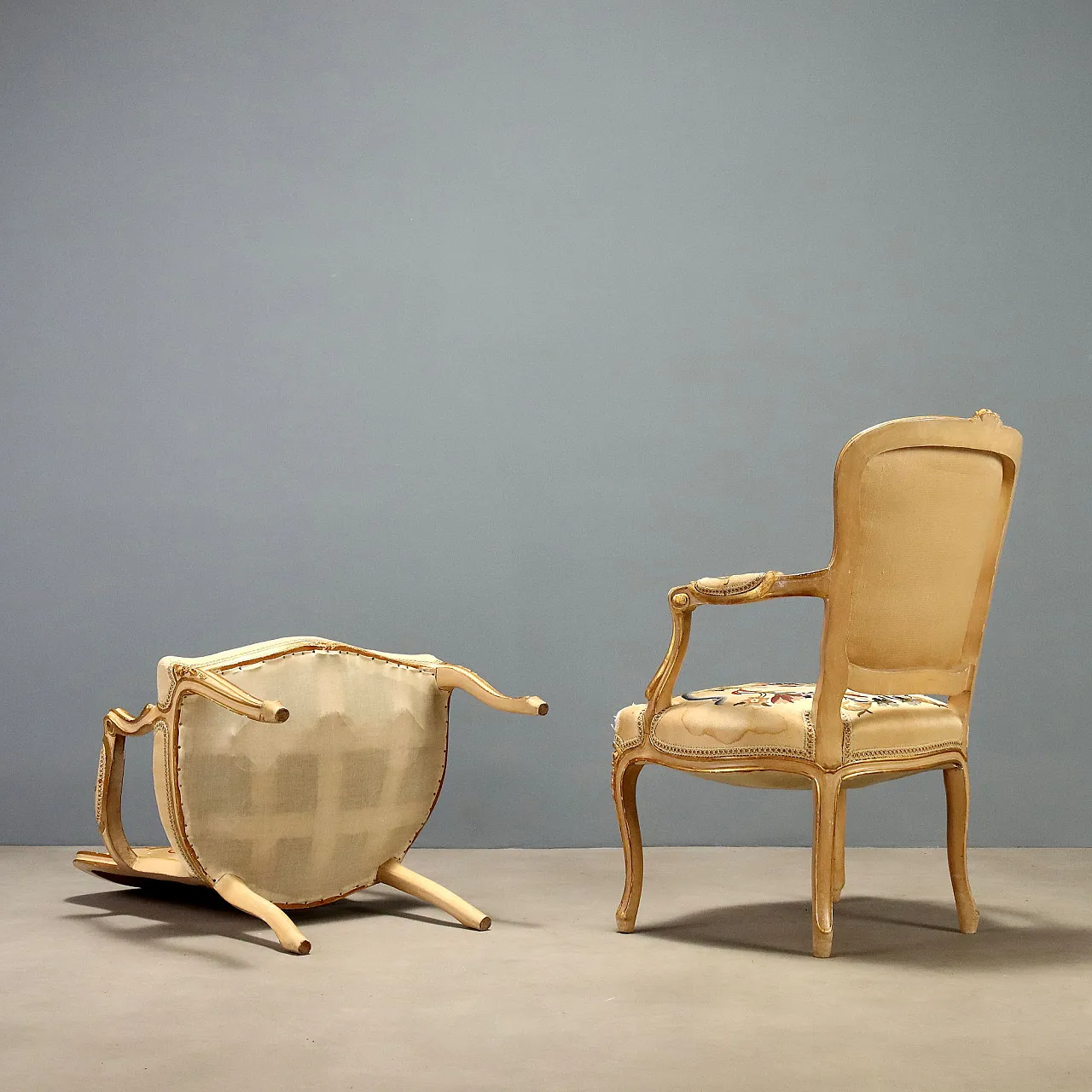 Pair of Baroque-style armchairs, 19th century 10