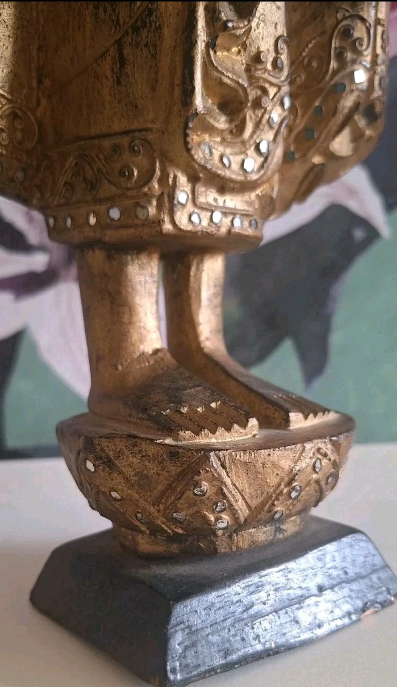 Antique Mandalay Buddha in gilded wood, Burma 19th Century 11
