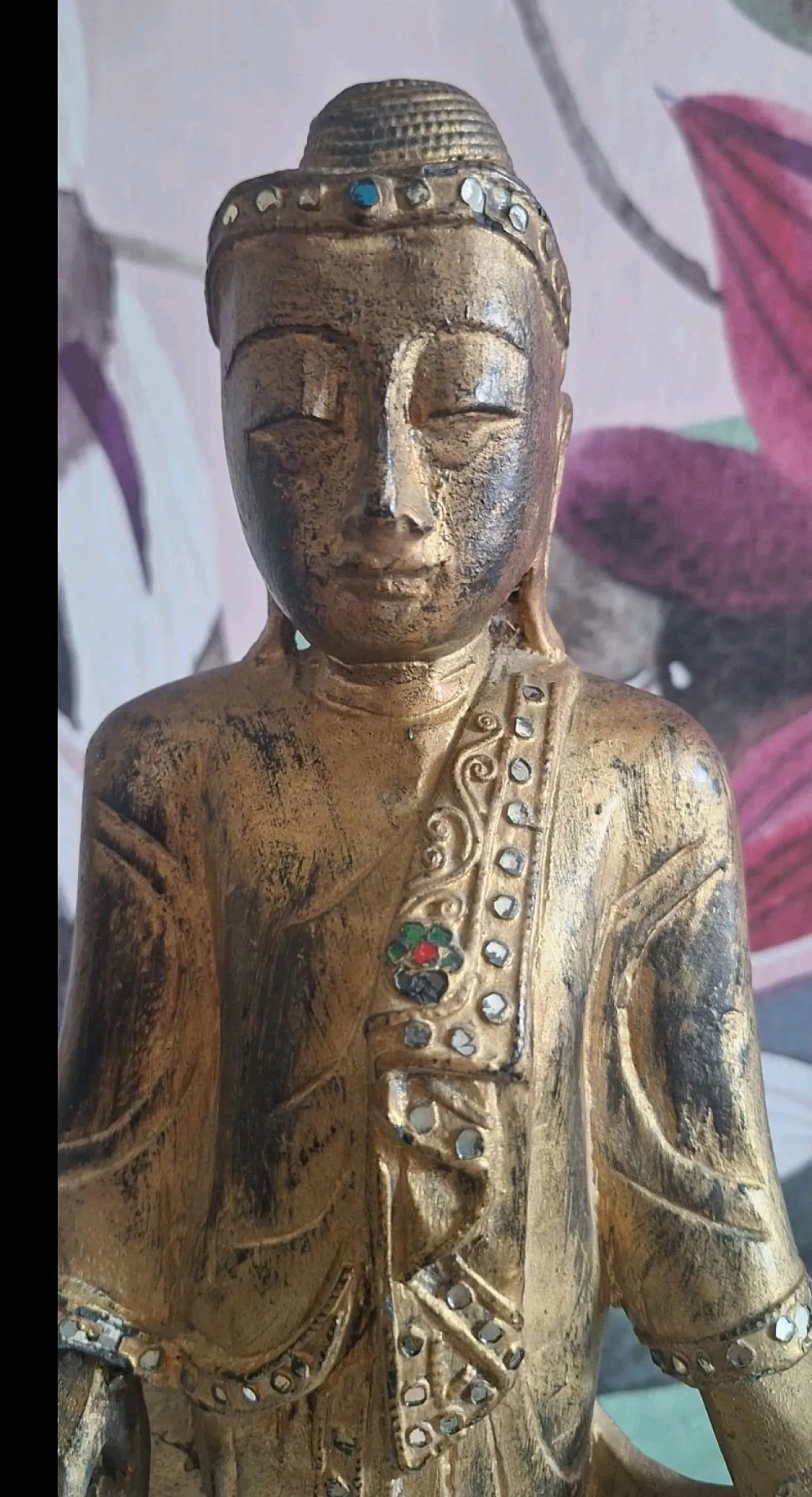 Antique Mandalay Buddha in gilded wood, Burma 19th Century 16