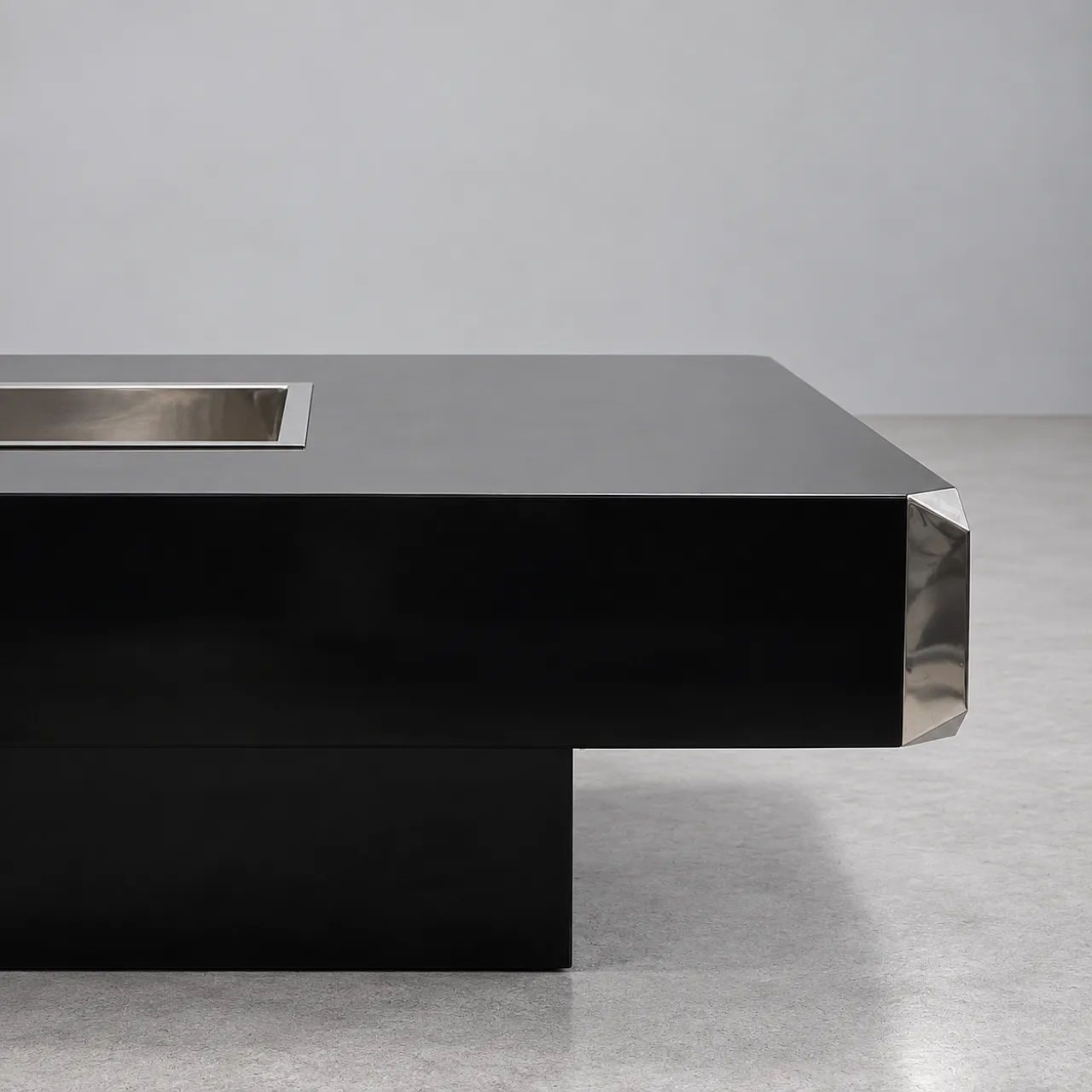 Alveo  coffee table by Willy Rizzo with bar compartment, 1970s 3