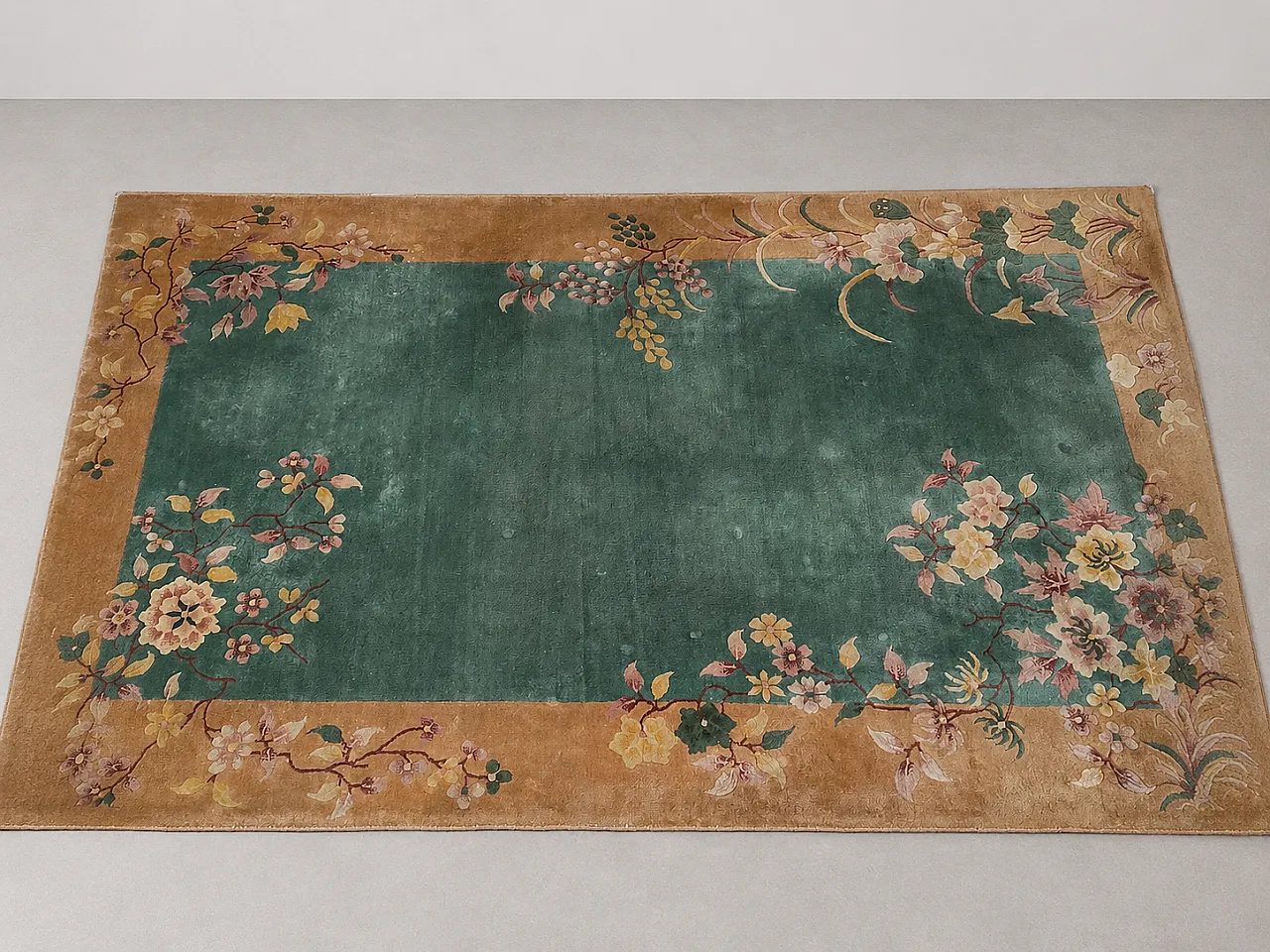 Nichols Decò Cinese green carpet with flowers, 1920s 1
