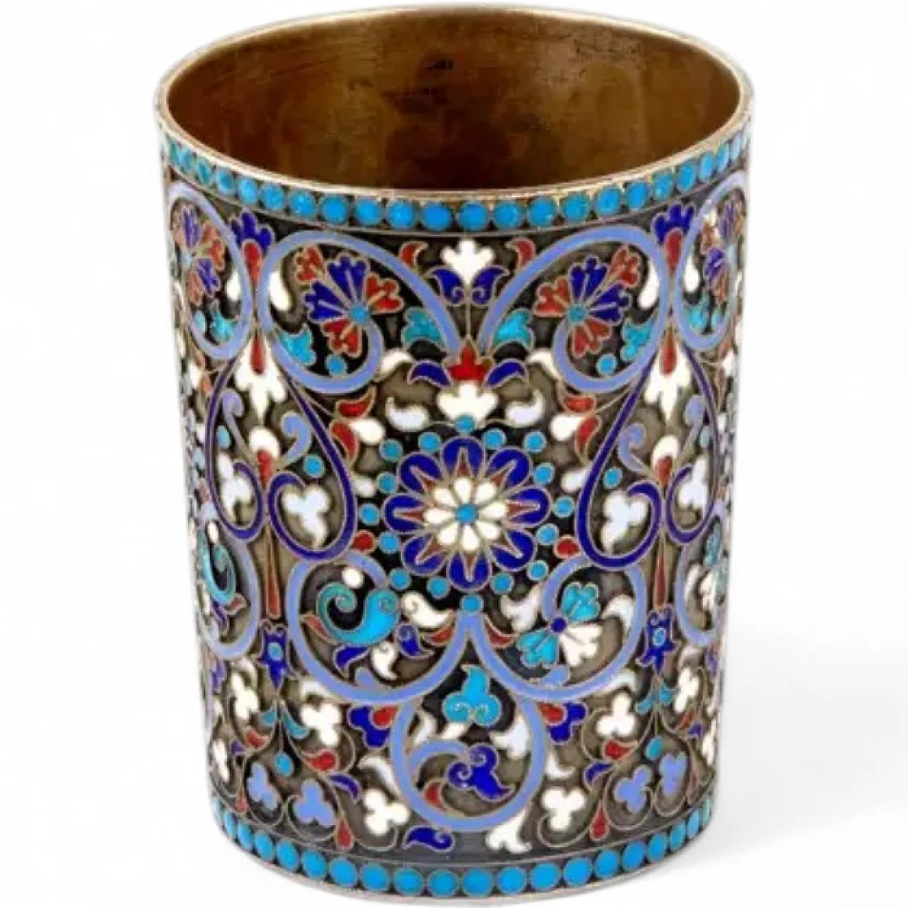 Silver cylindrical shot cup, 19th century 6