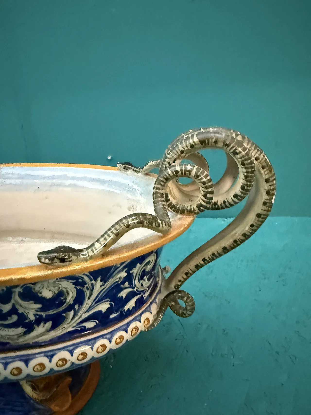 Pesaro majolica centerpiece, 19th century 7
