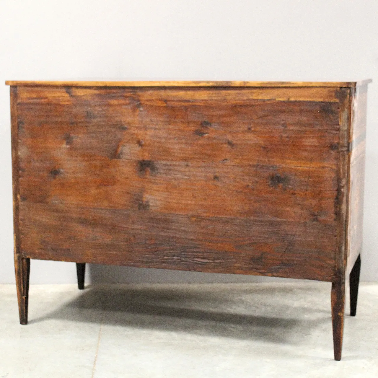 Antique Louis XVI chest of drawers in inlaid walnut, Italy, 18th century 15