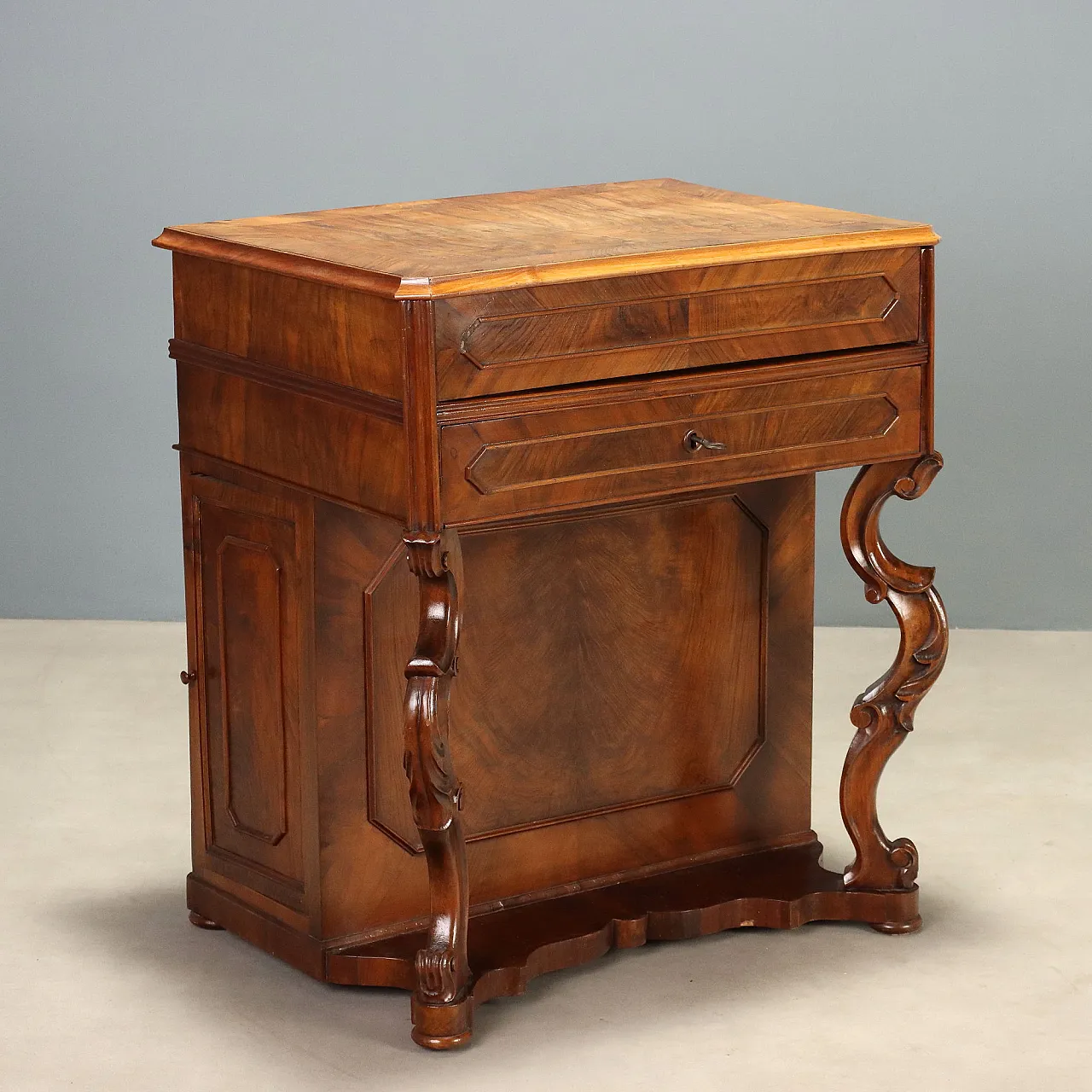 Louis Philippe dressing table in walnut and cherry, 19th century 1