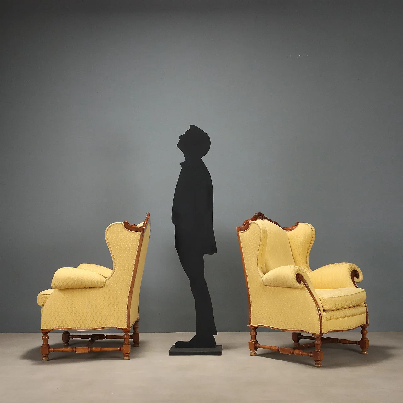 Pair of carved walnut armchairs, mid-20th century 3