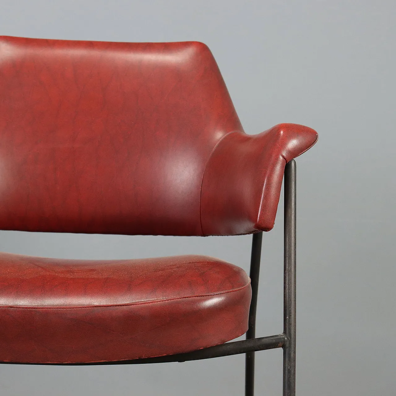 Coppia di poltroncine in metallo e vinile, anni '60 7