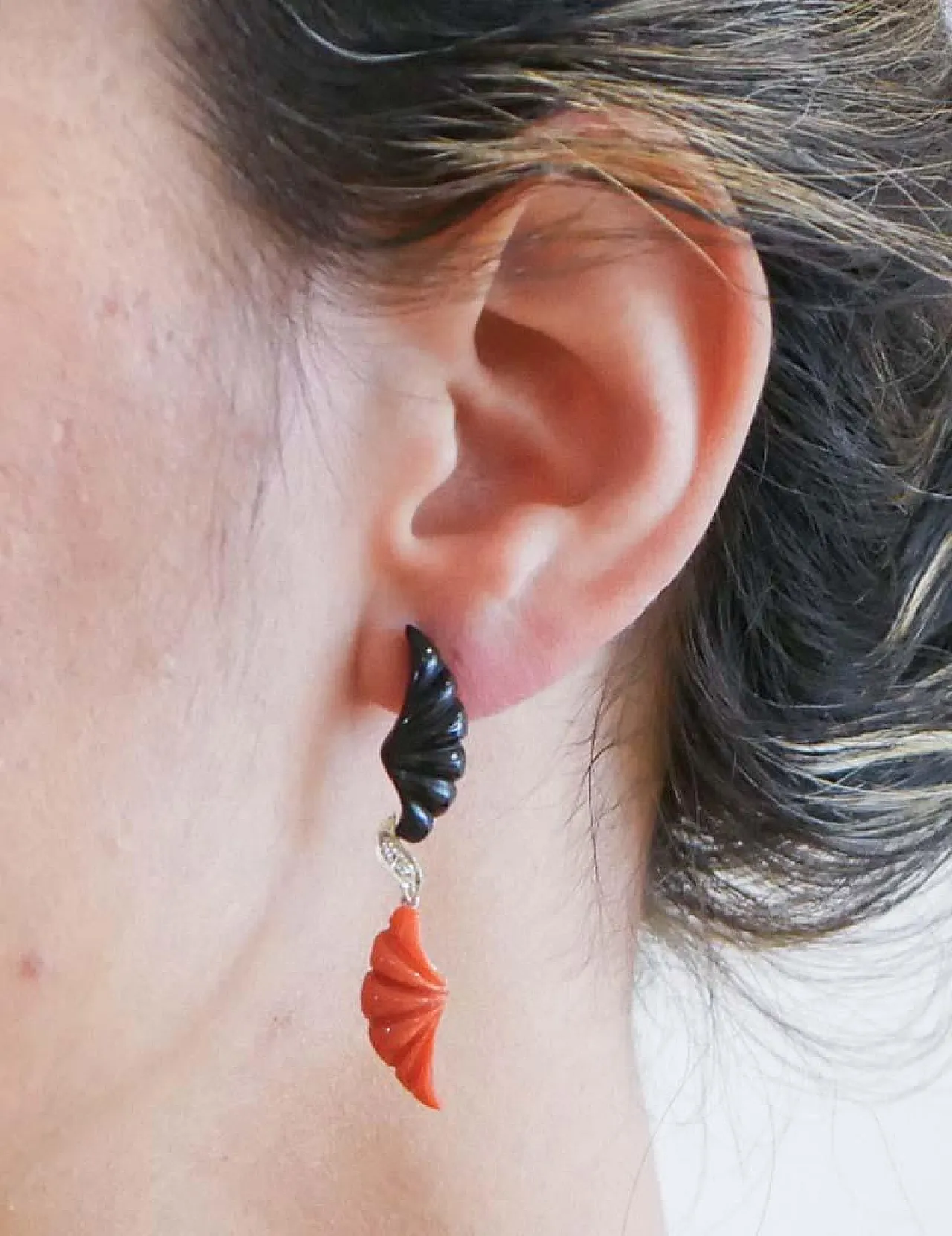 Coral, black agate, diamonds, platinum earrings, 1970s 5