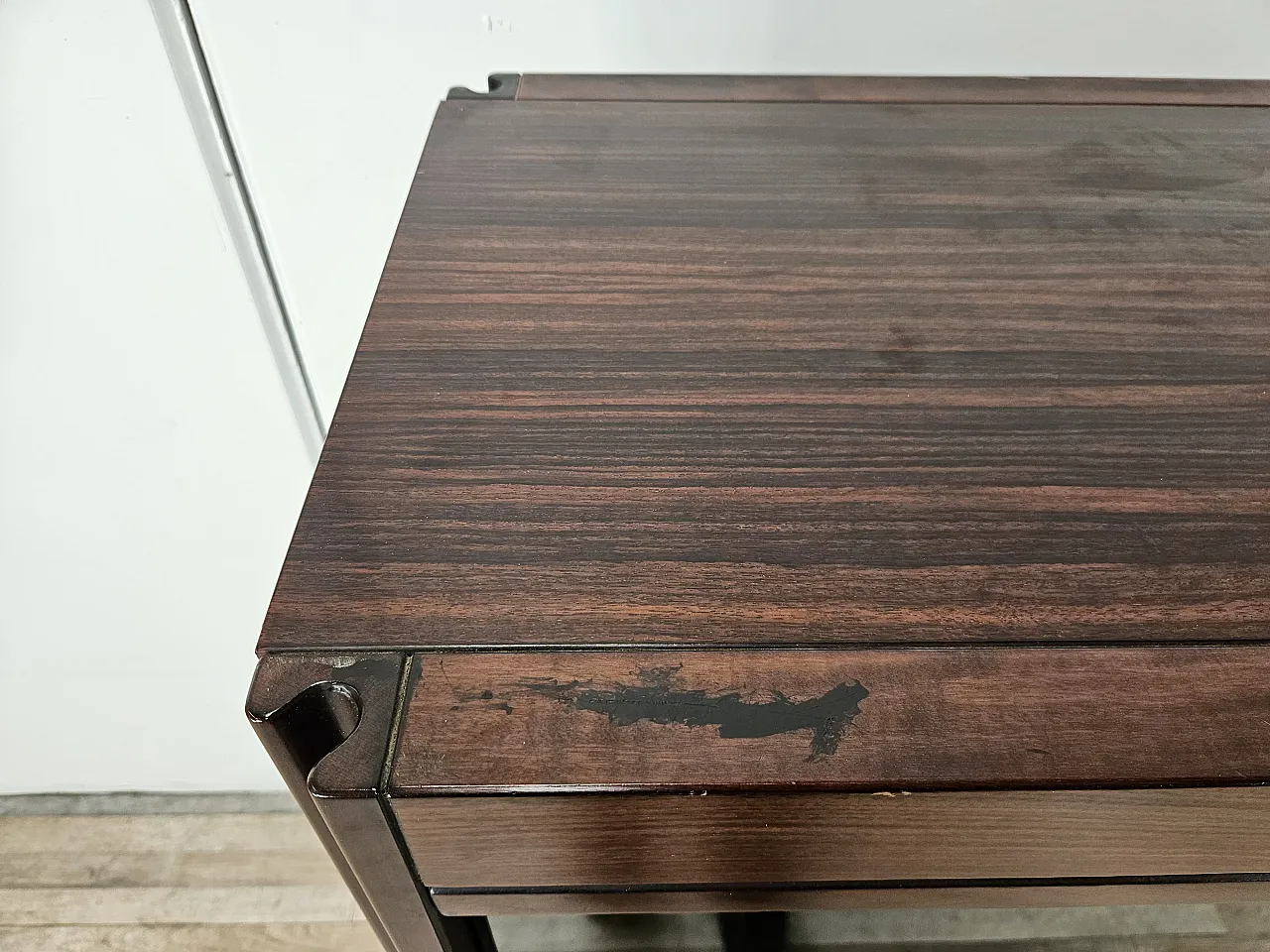 Vetrina 4D di Angelo Mangiarotti per Molteni, 1970 4