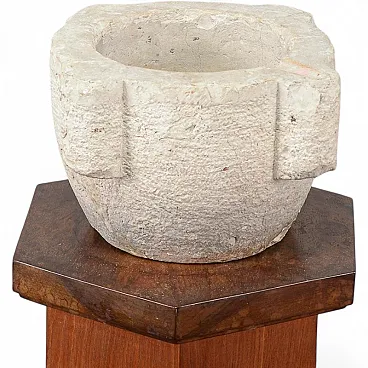 Round stone mortar bowl, 19th century