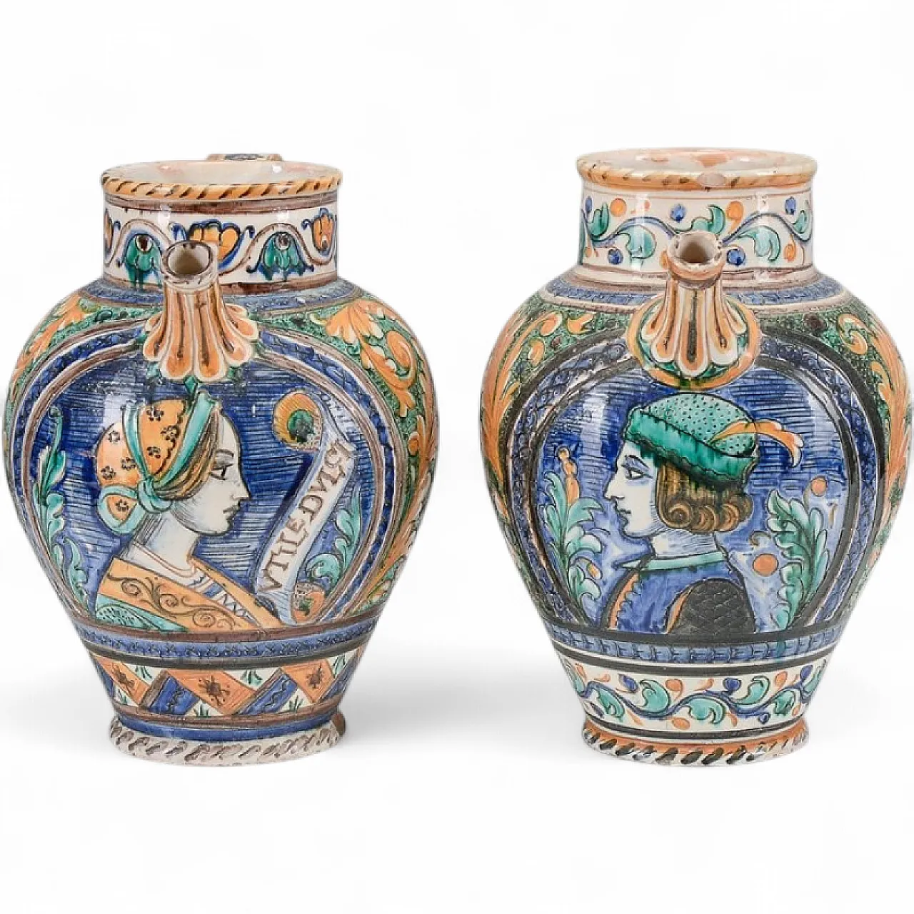 Pair of vases from Deruta, mid-20th century 20