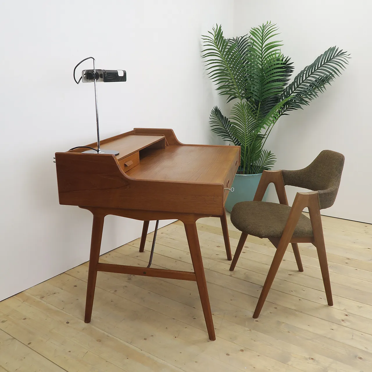 Model 56 teak desk by Arne Wahl Iversen for Vinde Møbelfabrik, 1970s 6