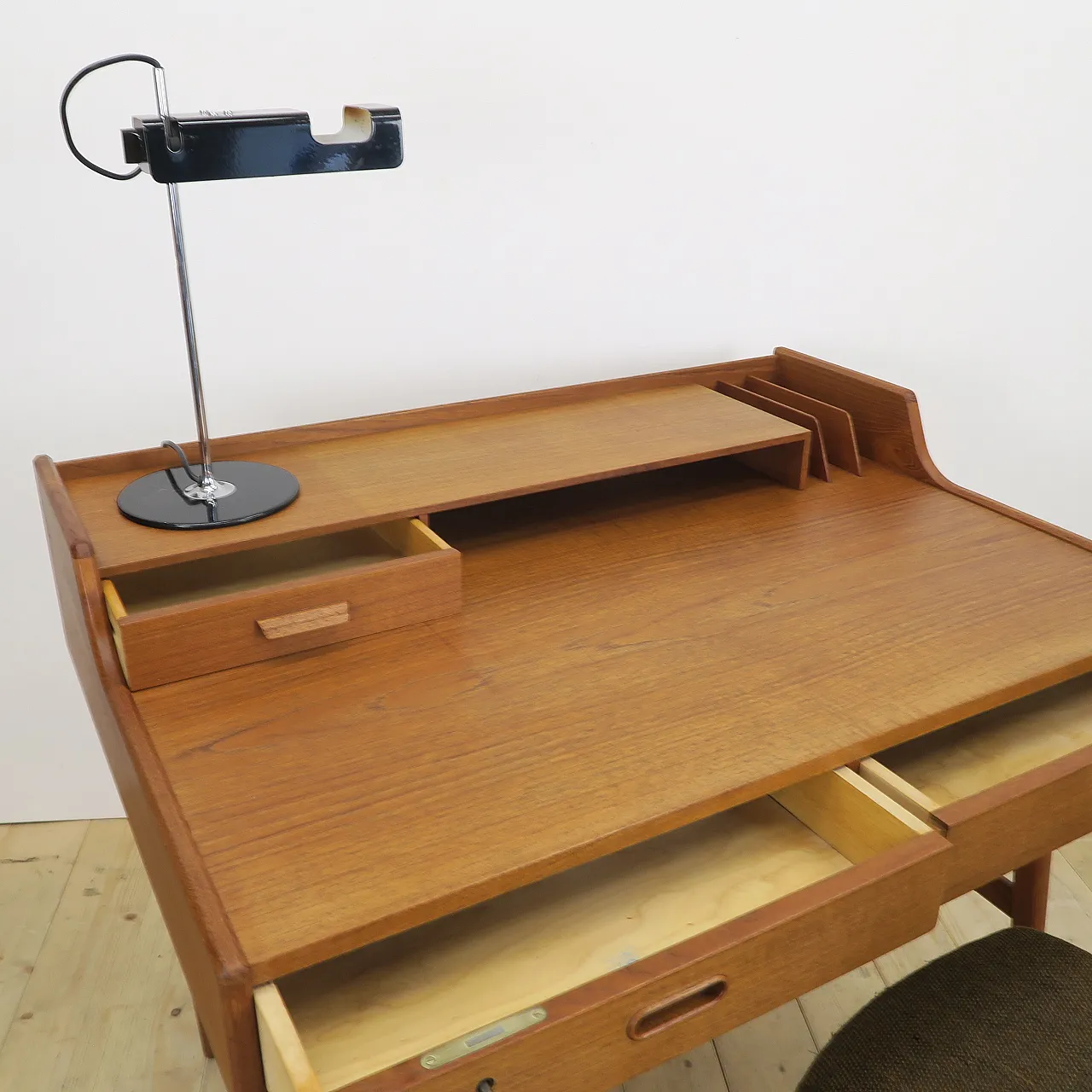 Model 56 teak desk by Arne Wahl Iversen for Vinde Møbelfabrik, 1970s 9