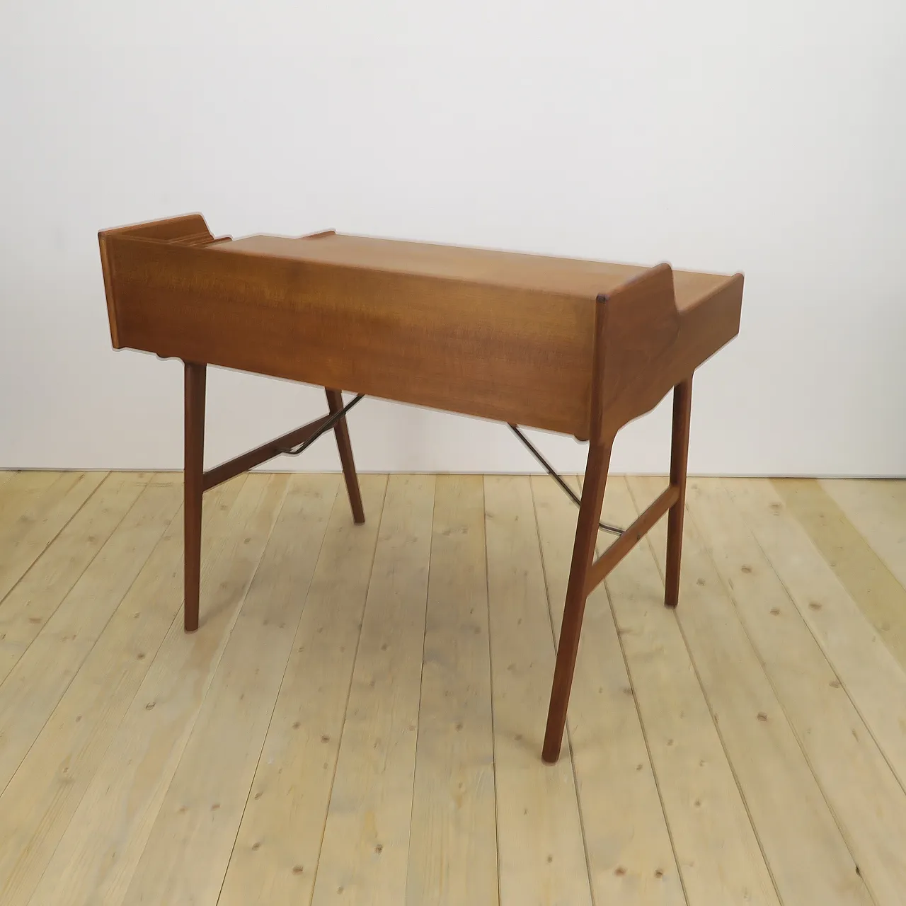 Model 56 teak desk by Arne Wahl Iversen for Vinde Møbelfabrik, 1970s 14