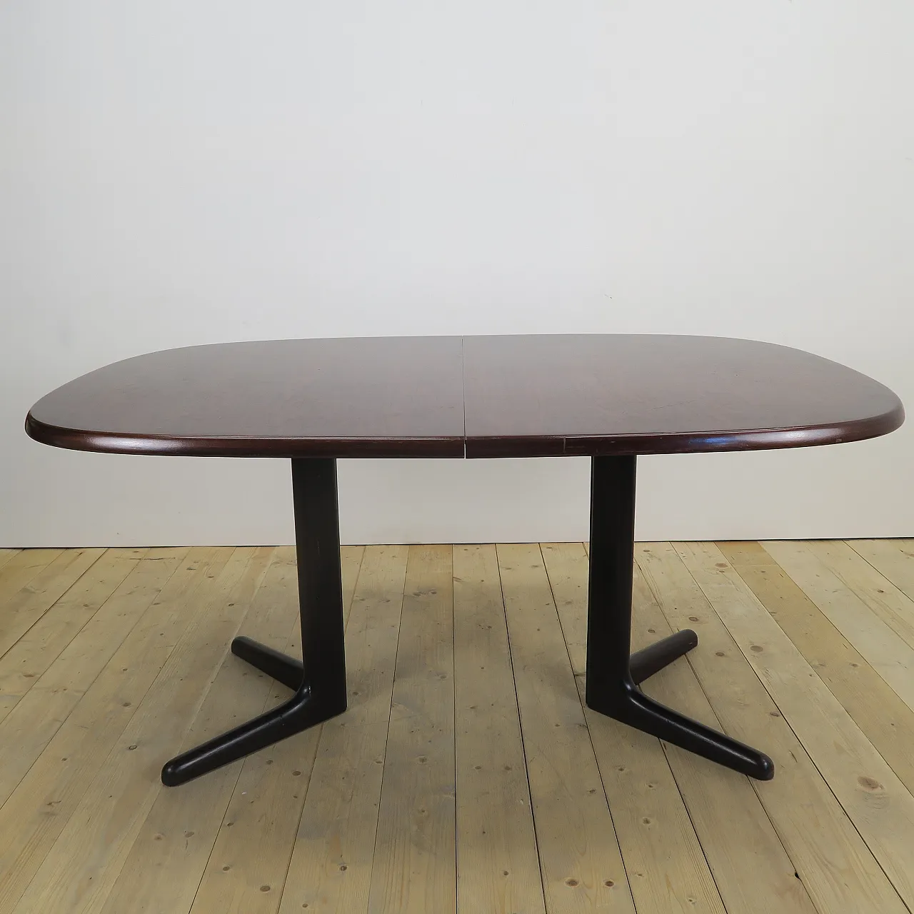 Mid-Century rosewood extendable table, 1960s 2