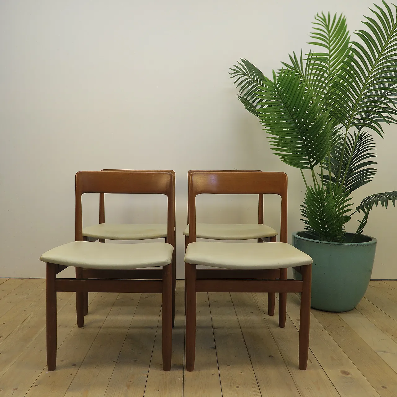 8  teak chairs, 1960s 2