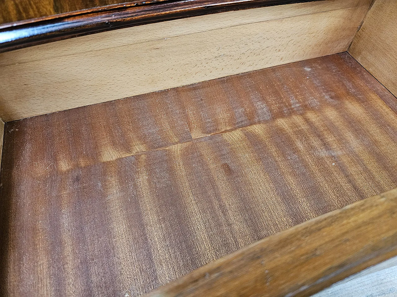 Toelette Chippendale in radica di noce, 1940 15