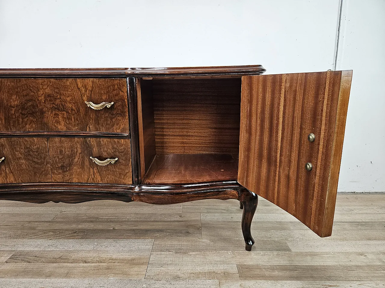Toelette Chippendale in radica di noce, 1940 16
