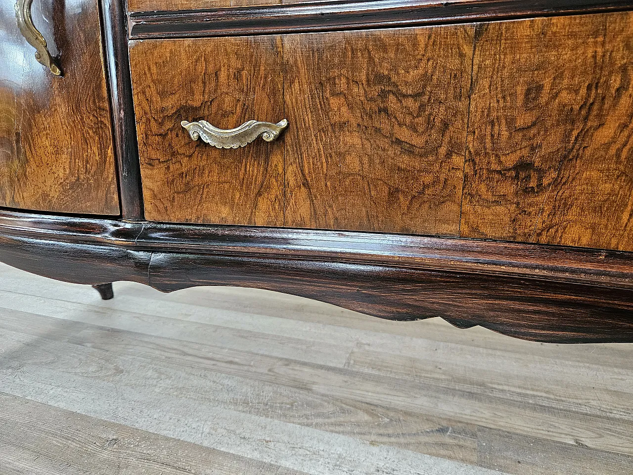 Toelette Chippendale in radica di noce, 1940 19