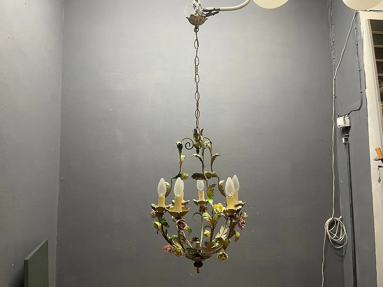 Floral ceramic chandelier, Italy, 1960s 13
