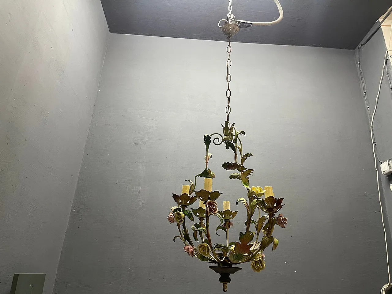Floral ceramic chandelier, Italy, 1960s 15