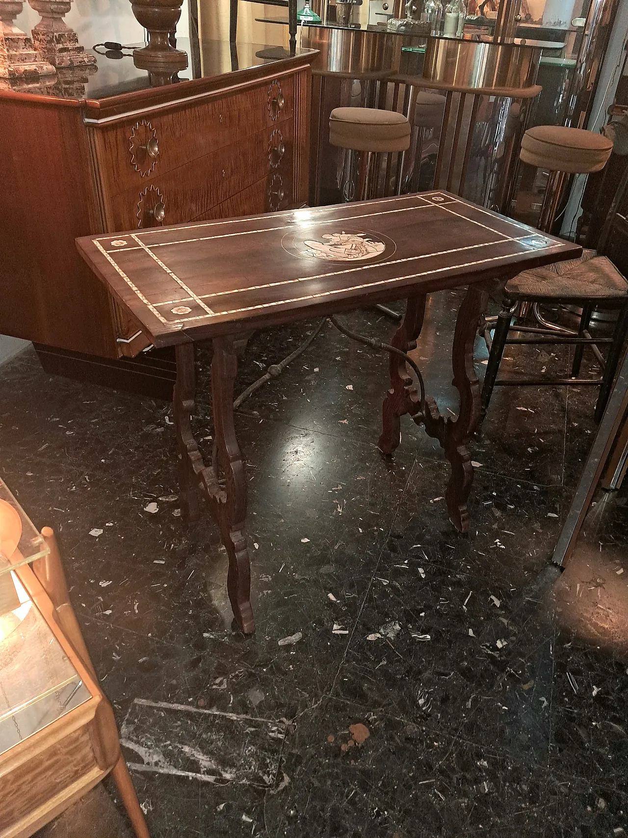 Lira table in wood and ivory inlay, 18th century 8