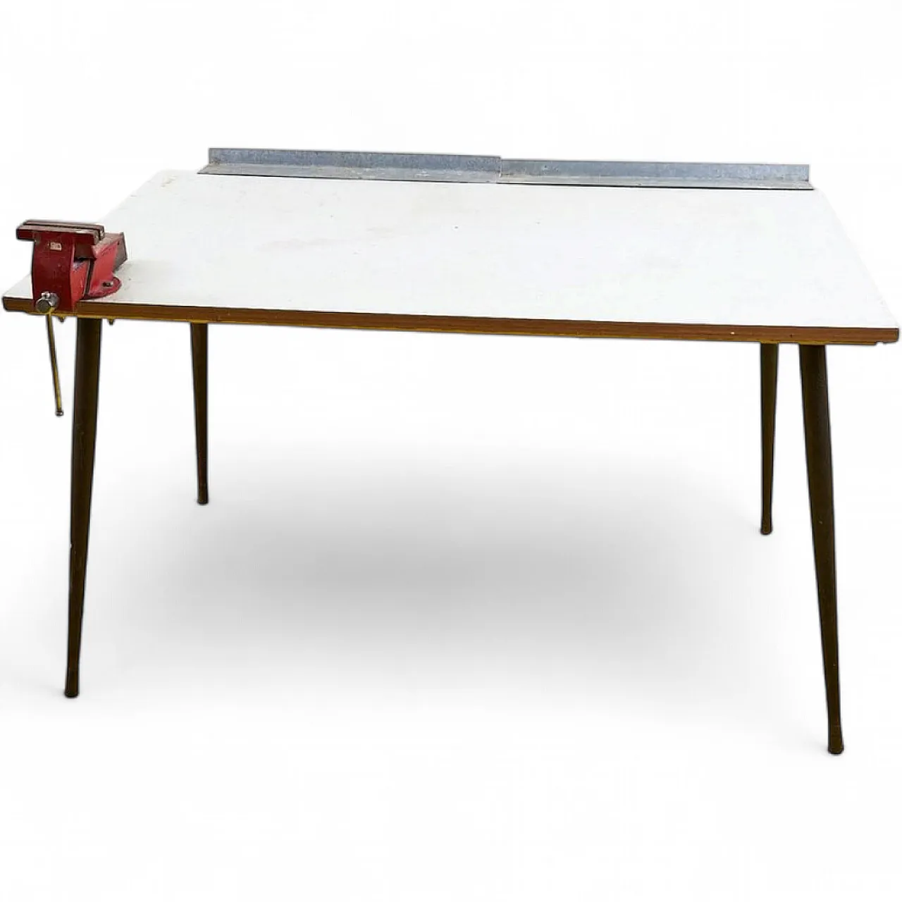 Tavolo da lavoro con morsa rossa e piano in formica, anni '50 10