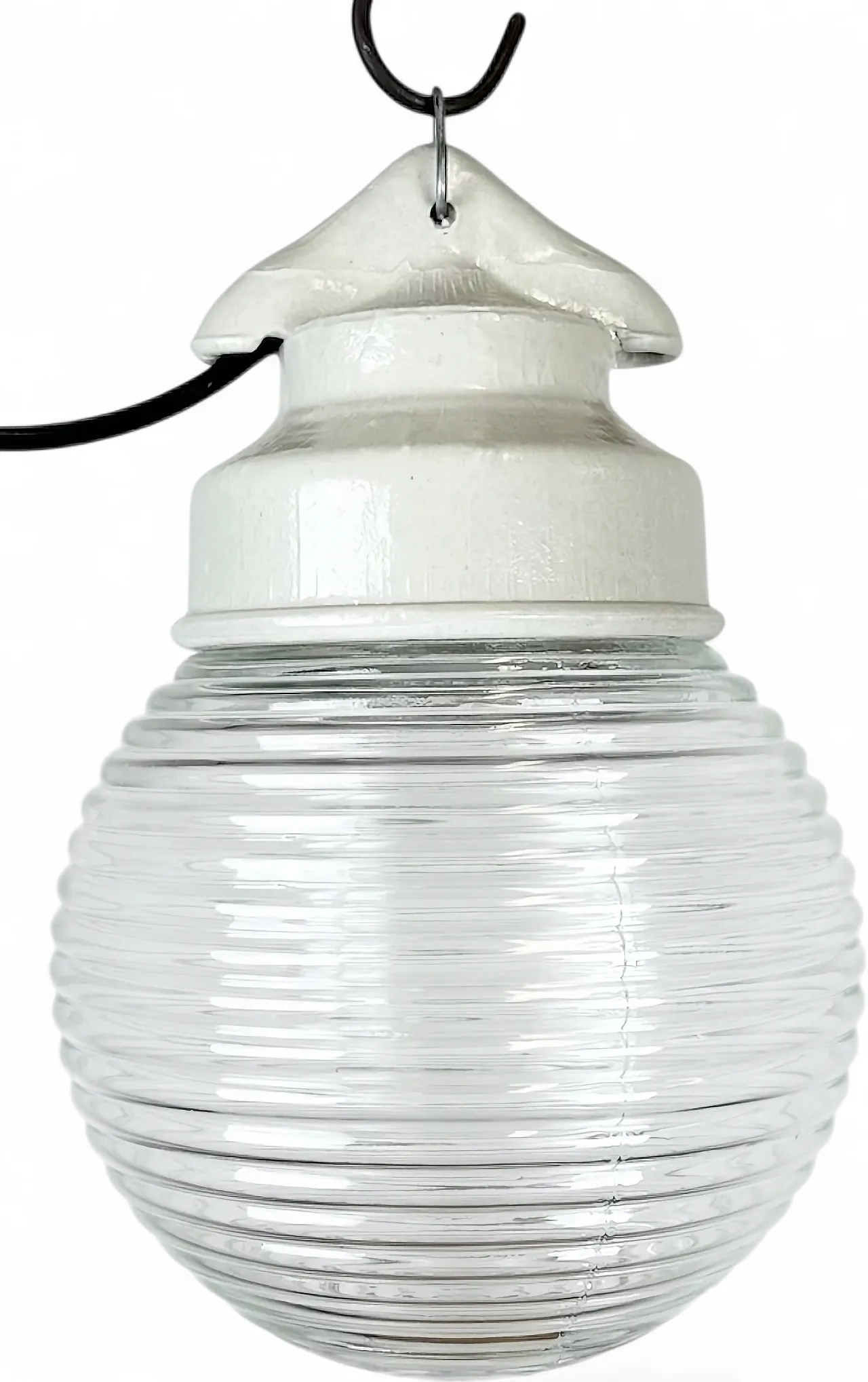 Lampada a sospensione industriale in porcellana bianca con vetro scanalato, anni '70 14