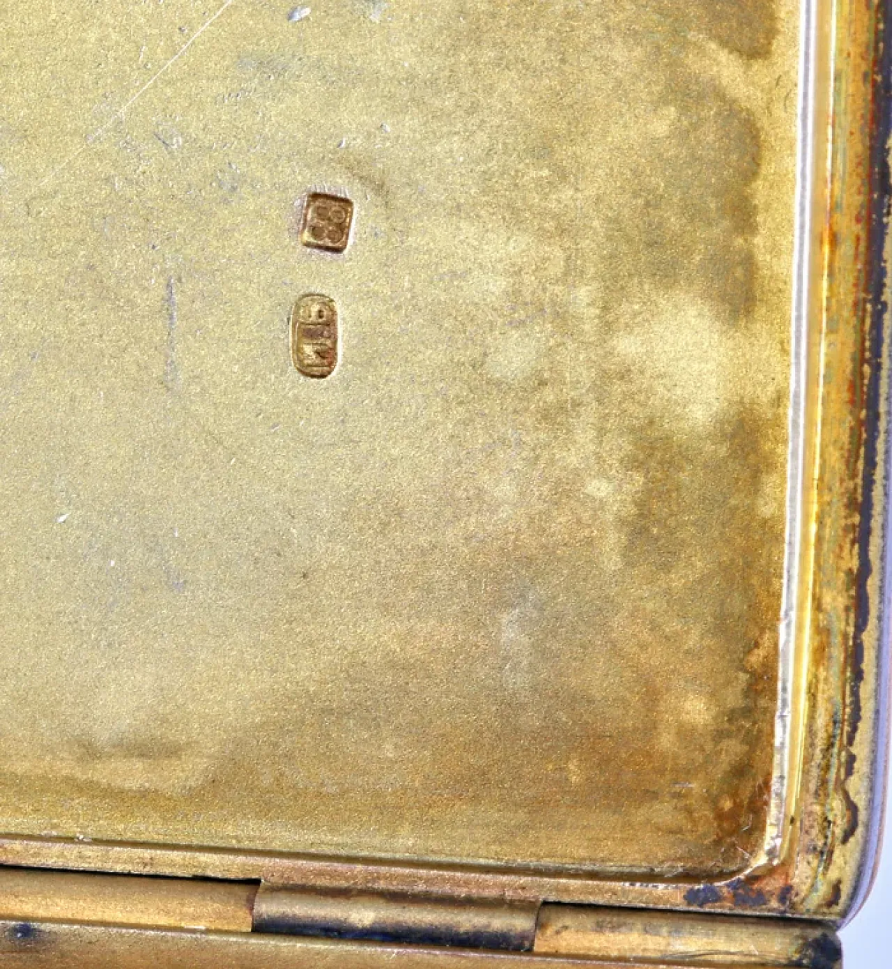 Silver snuff box, late 19th century 3