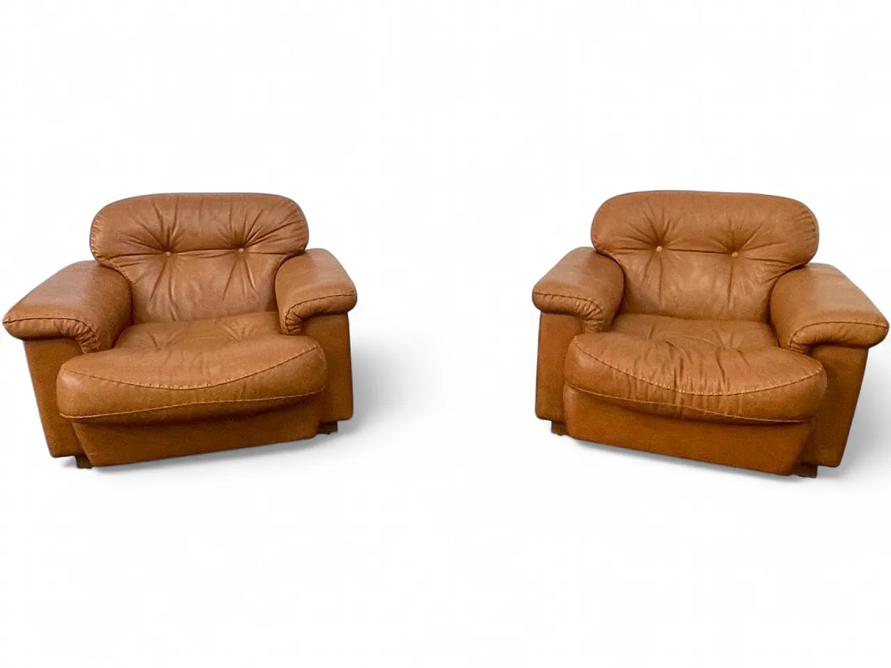 Pair of Cognac Leather Armchairs attributed to Vavassori, 1970s 13