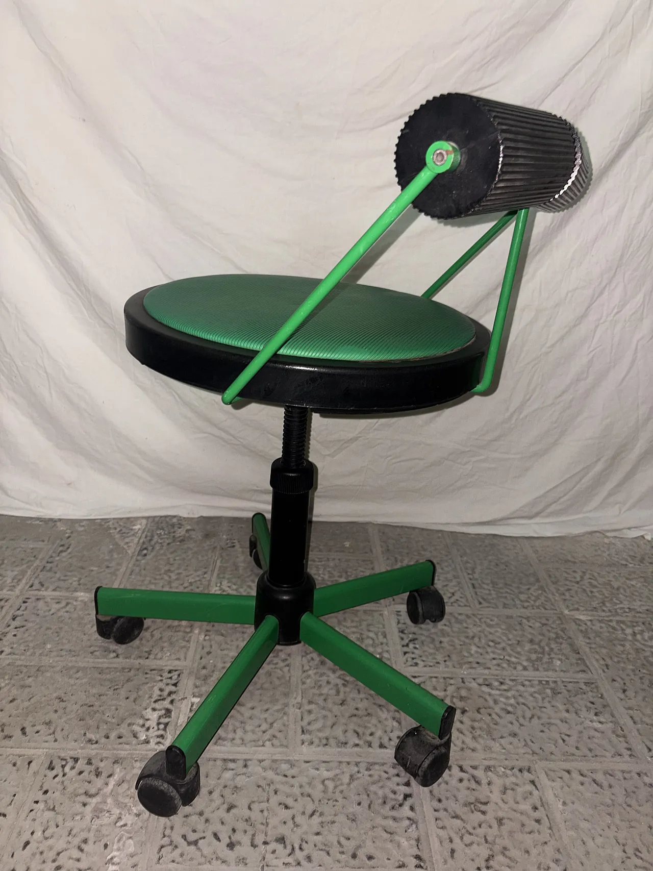 Green plastic swivel chair by Nendo Design, 1970s 5