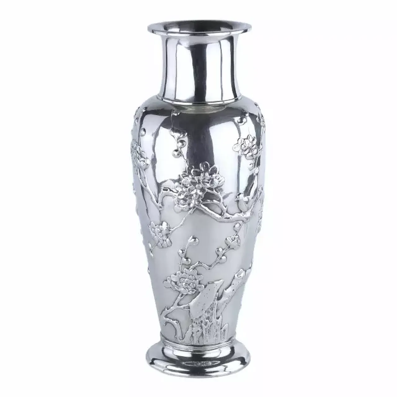 Sterling silver vase in Japanese style by Tiffany & Co., 1920s 1