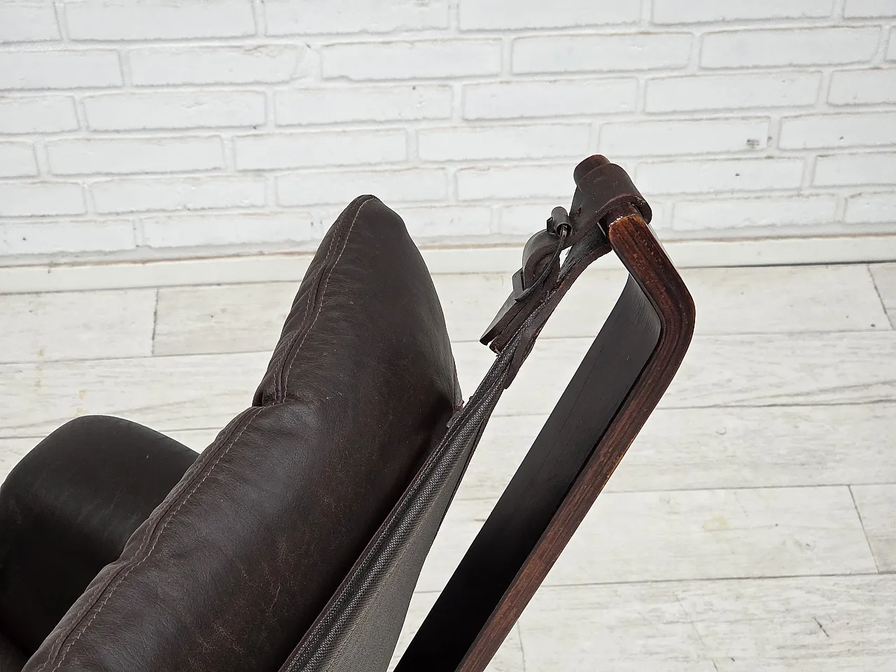1970s, Norwegian chair by Sigurd Ressel, model "Falcon". 6