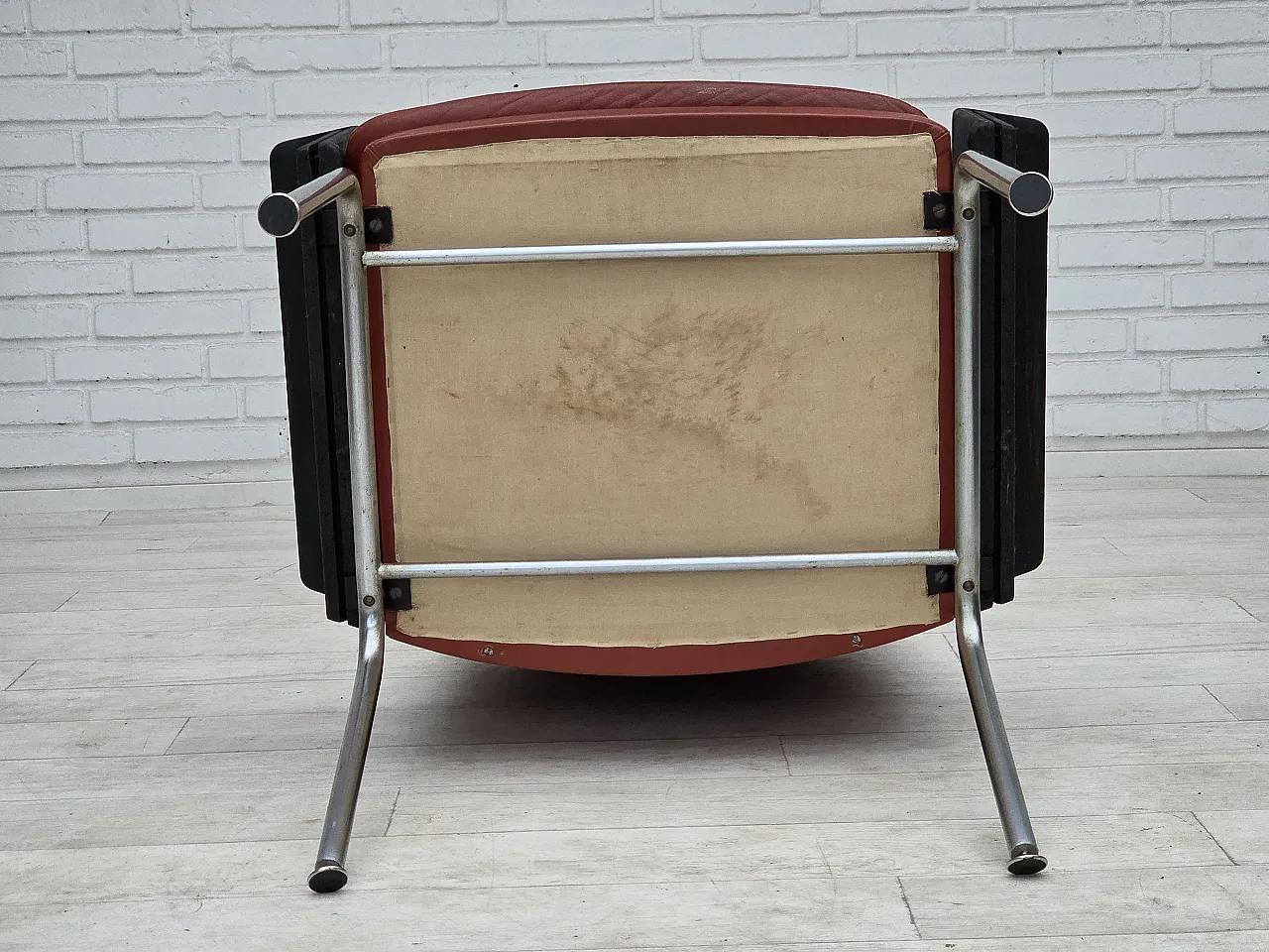1970s, Danish armchair by Arne Vodder, furniture leather. 3