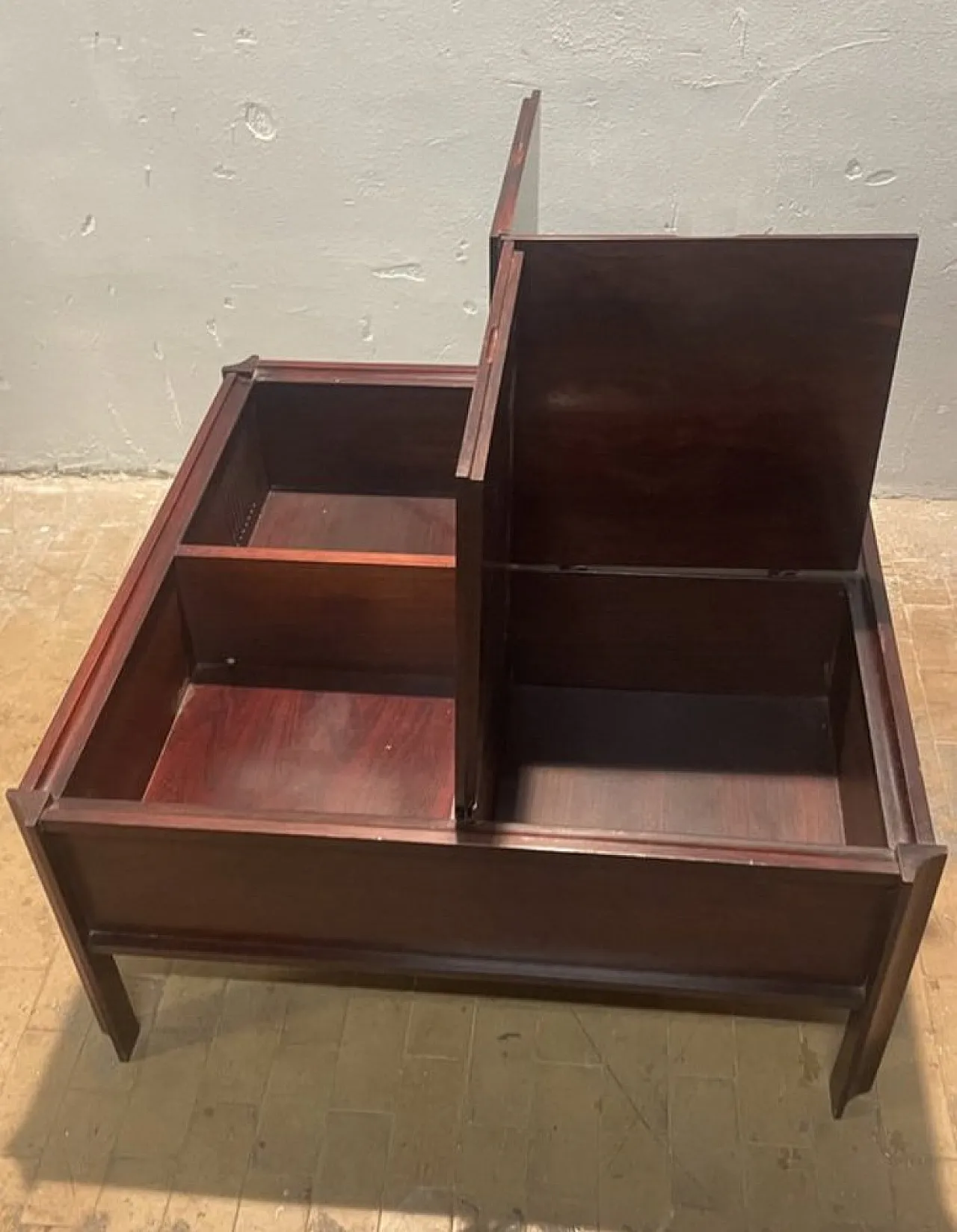 Coffee table by Gianni Stogia for Luigi Sormani, 1960s 2