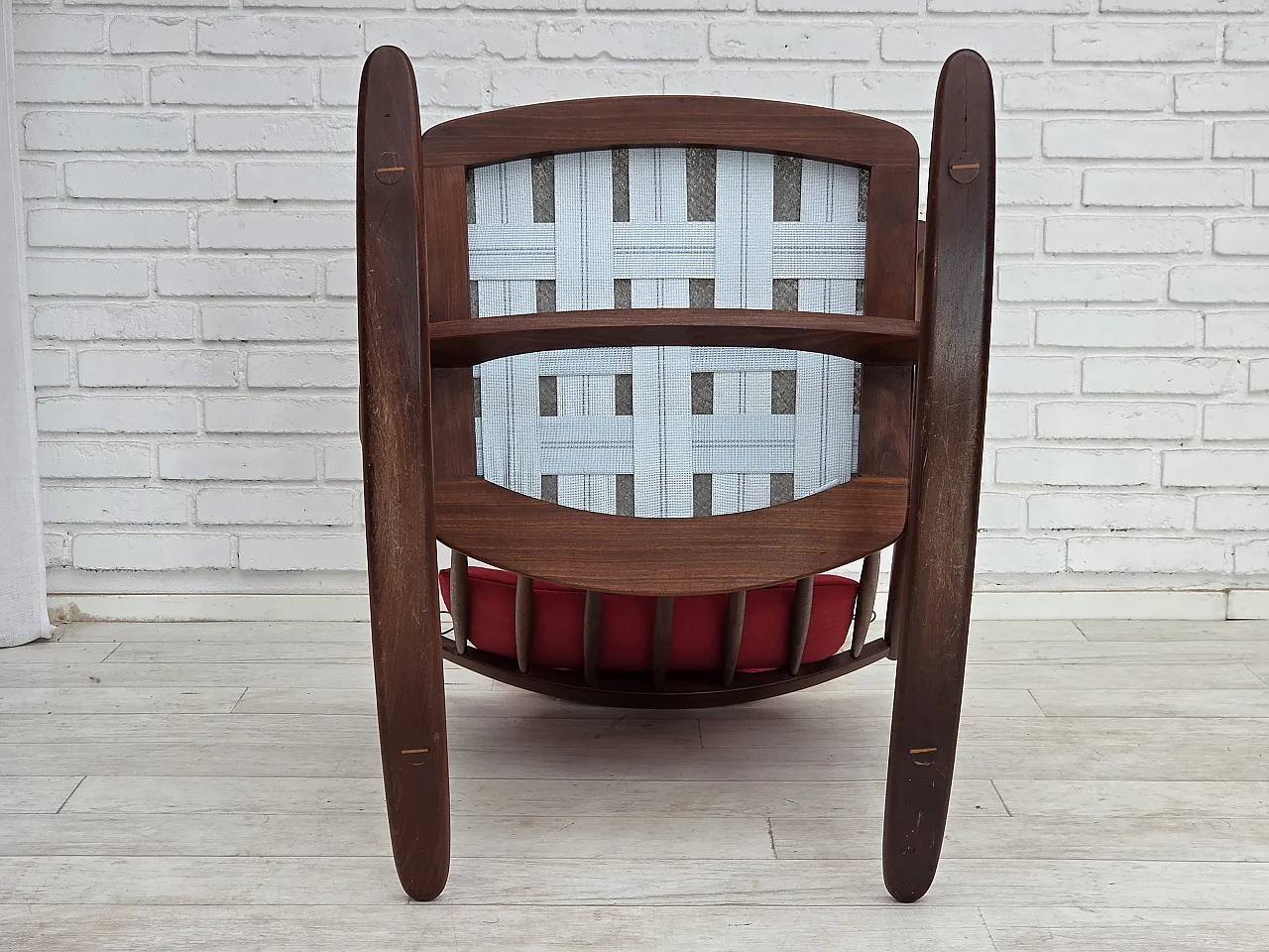 1960s Danish rocking chair by Frank Reenskaug, model 182. 2