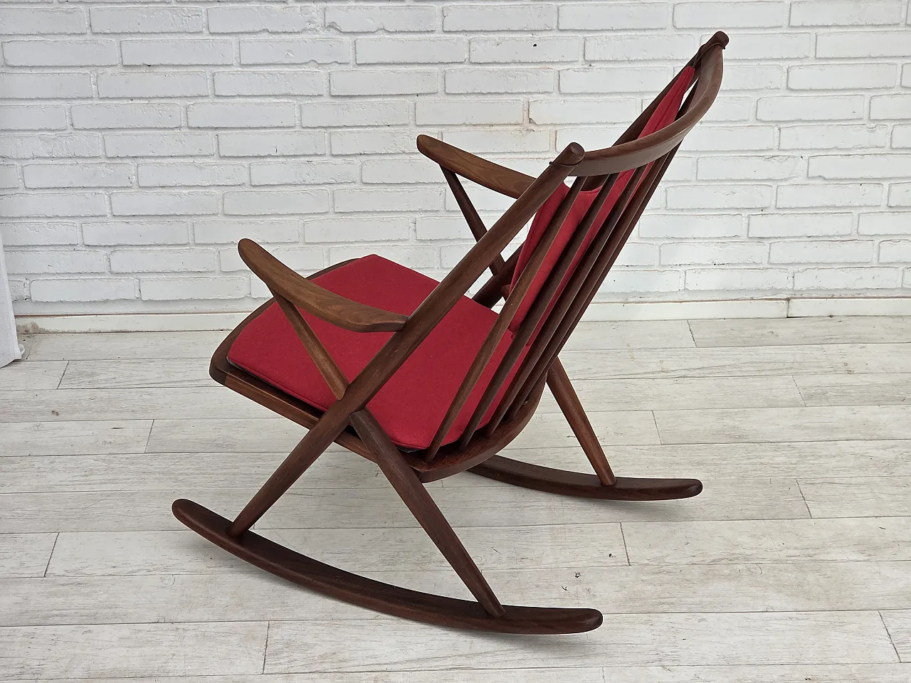 1960s Danish rocking chair by Frank Reenskaug, model 182. 6