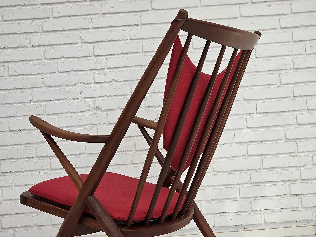 1960s Danish rocking chair by Frank Reenskaug, model 182. 7