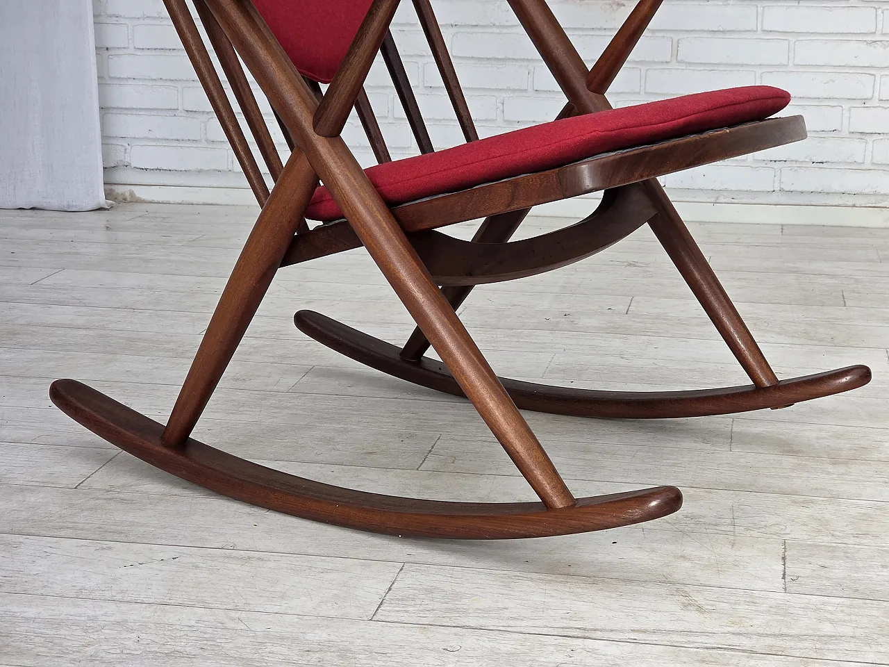 1960s Danish rocking chair by Frank Reenskaug, model 182. 16