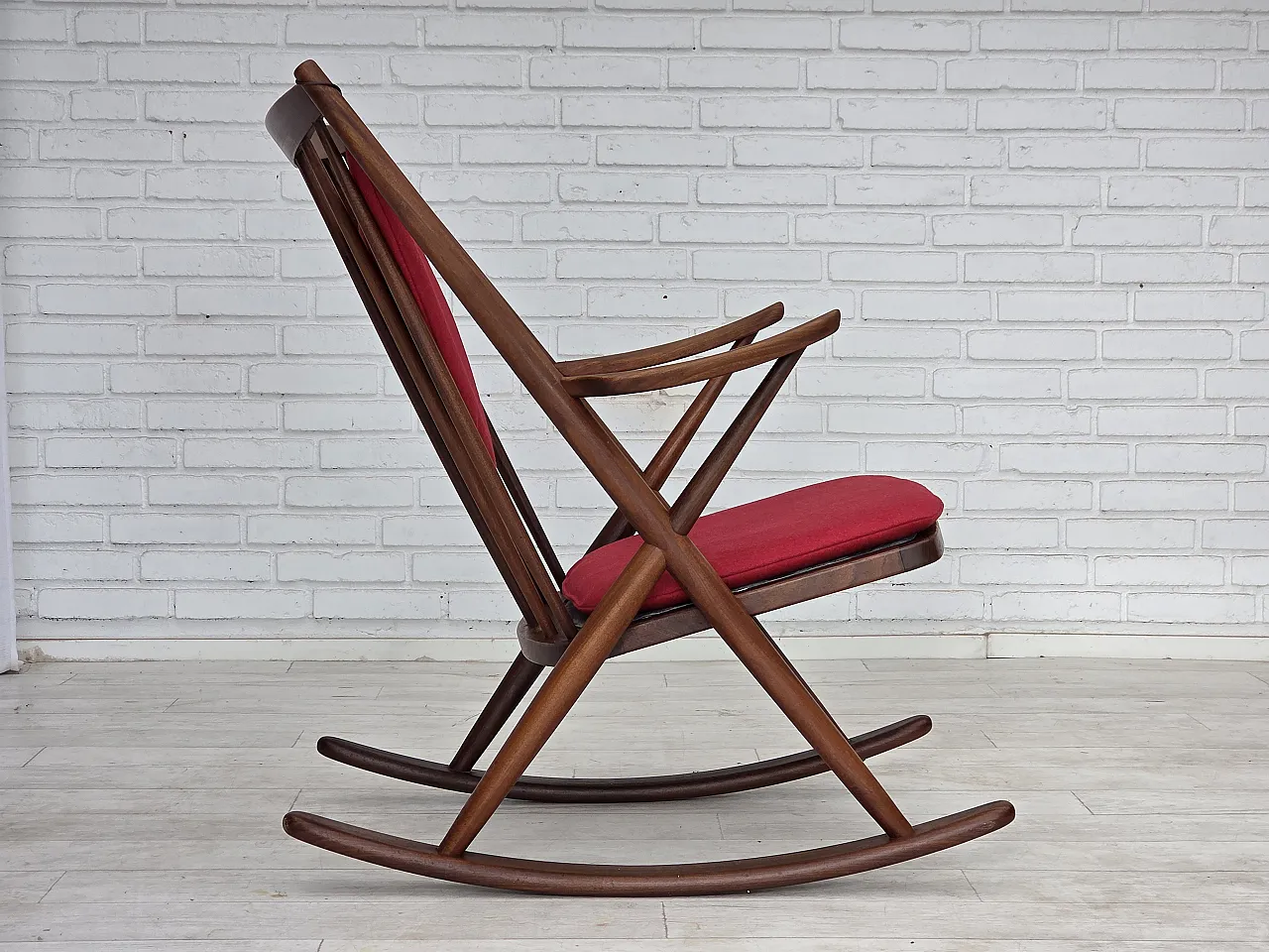 1960s Danish rocking chair by Frank Reenskaug, model 182. 19